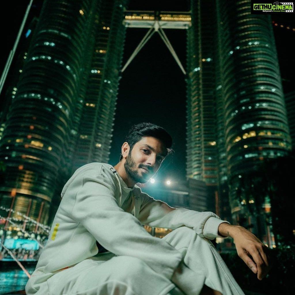 1024x1024 Music Director Anirudh Ravichander HD Photo and Wallpaper September 2022
