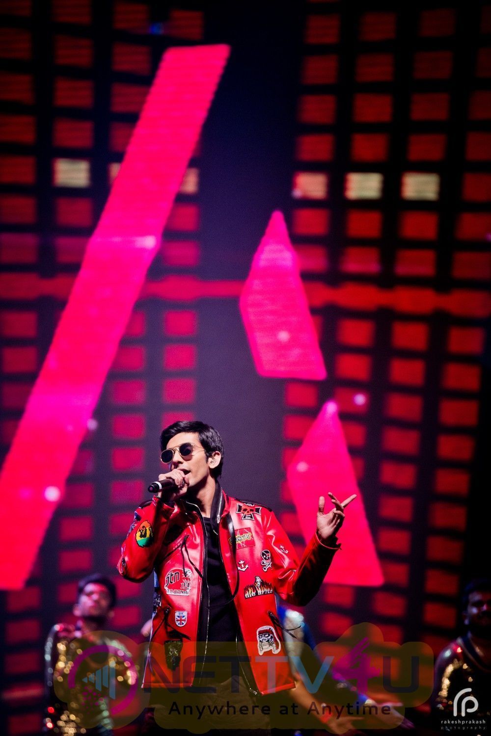 1000x1500 Music Director Anirudh Ravichander Musical Stills. Galleries & HD Image