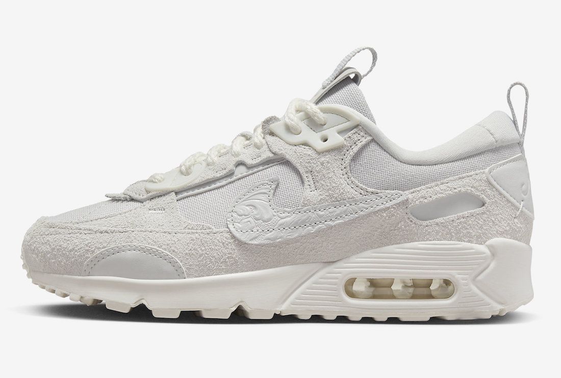 1100x741 Nike WMNS Air Max 90 Futura Needlework FJ4558 025