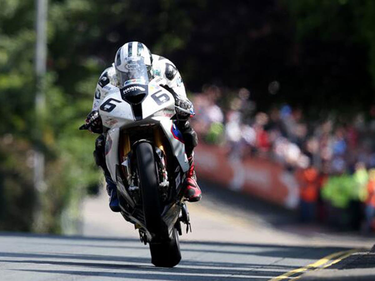 1200x900 Isle of Man TT 2015: Michael Dunlop walks out on Milwaukee Yamaha team to rejoin Buildbase BMW outfit