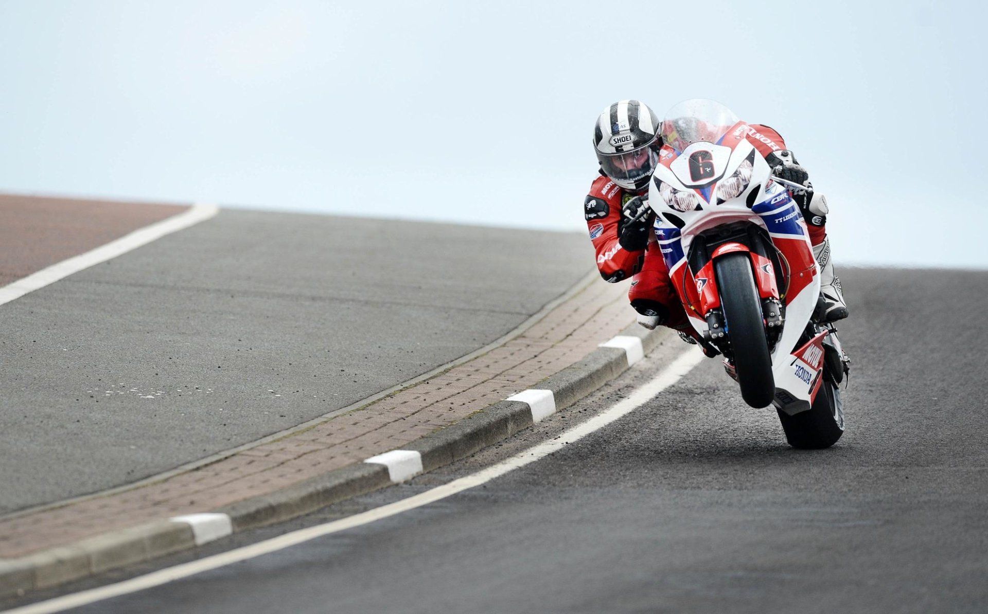 1920x1194 Michael Dunlop HD Wallpaper und Hintergründe