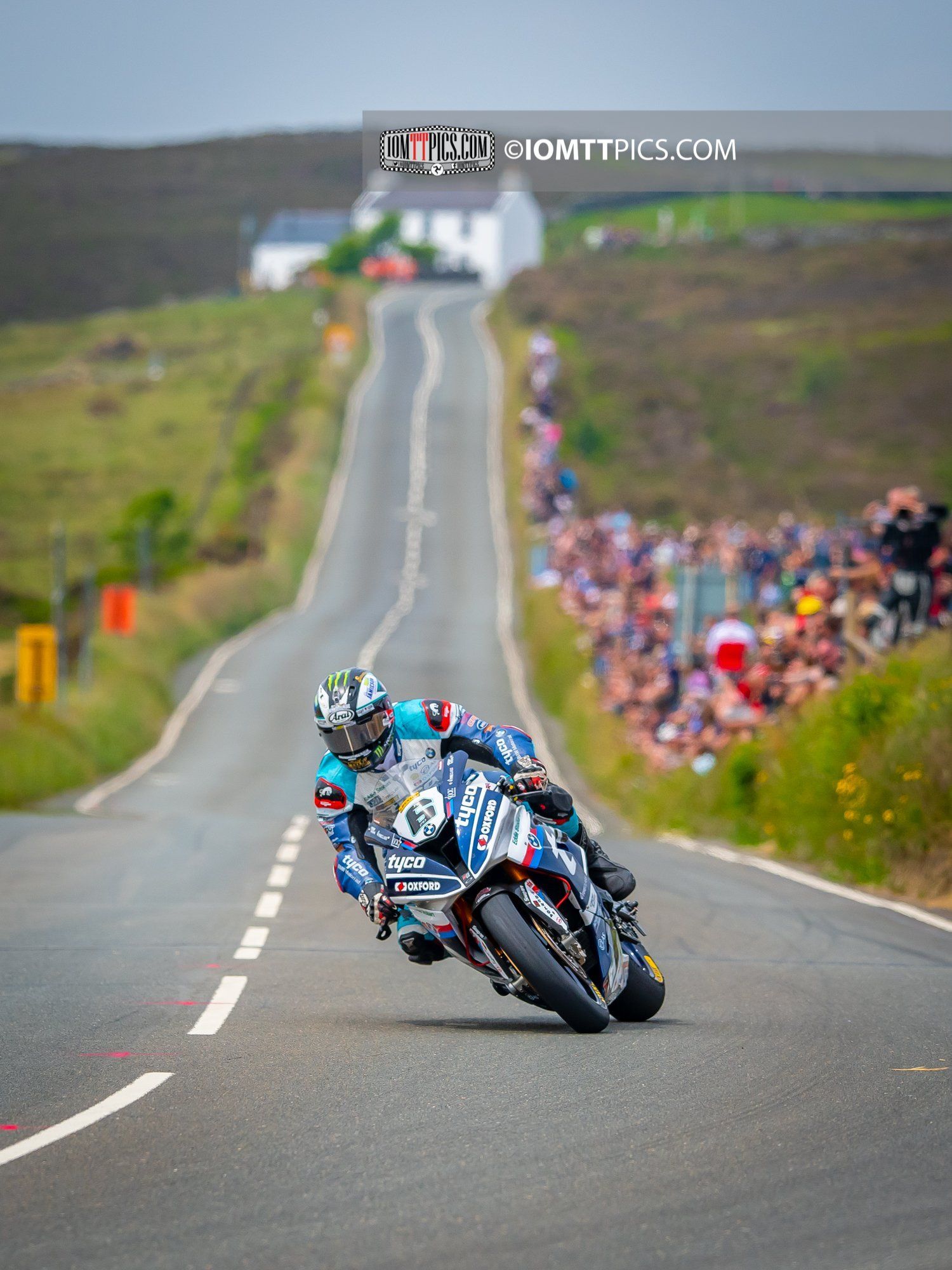 1500x2000 iomTTpics on X: Michael Dunlop at the Creg, Senior TT 2018 #iomtt #tt #tt2018 #roadracing #racing #bikeracing / X