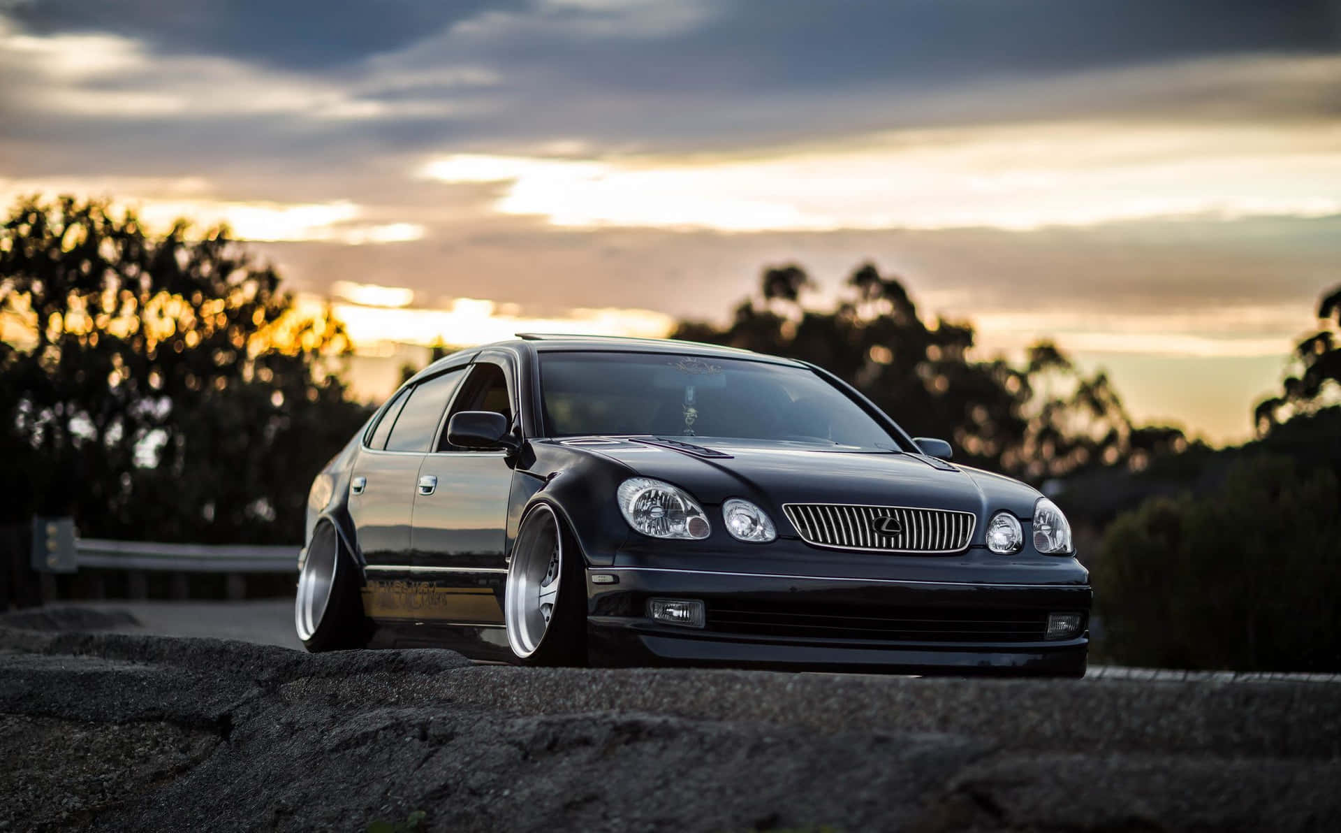 1920x1192 Download Lexus GS Luxury Sedan in Action Wallpaper