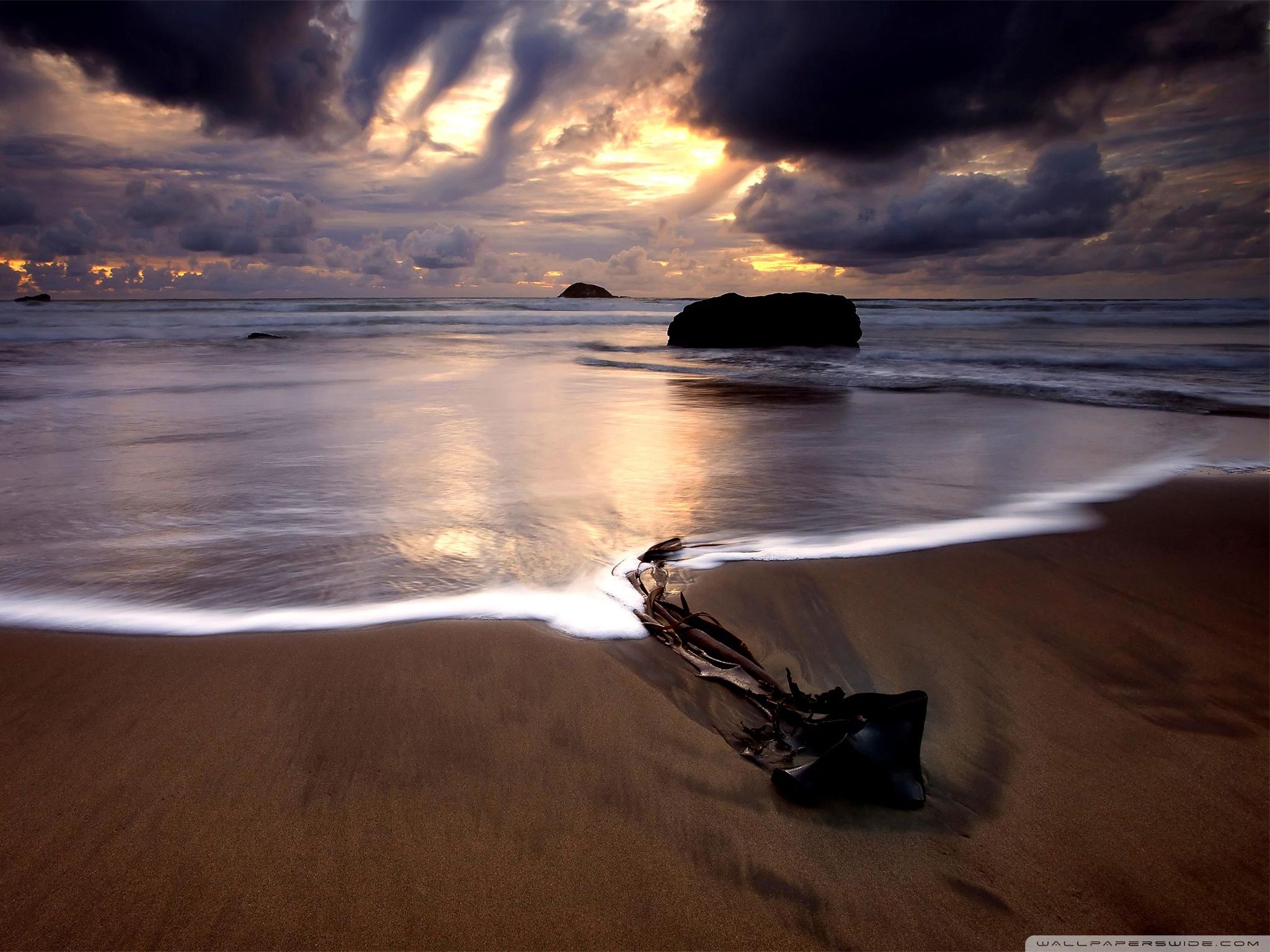 2048x1536 Stormy Weather Ultra HD Desktop Background Wallpaper for : Multi Display, Dual Monitor : Tablet