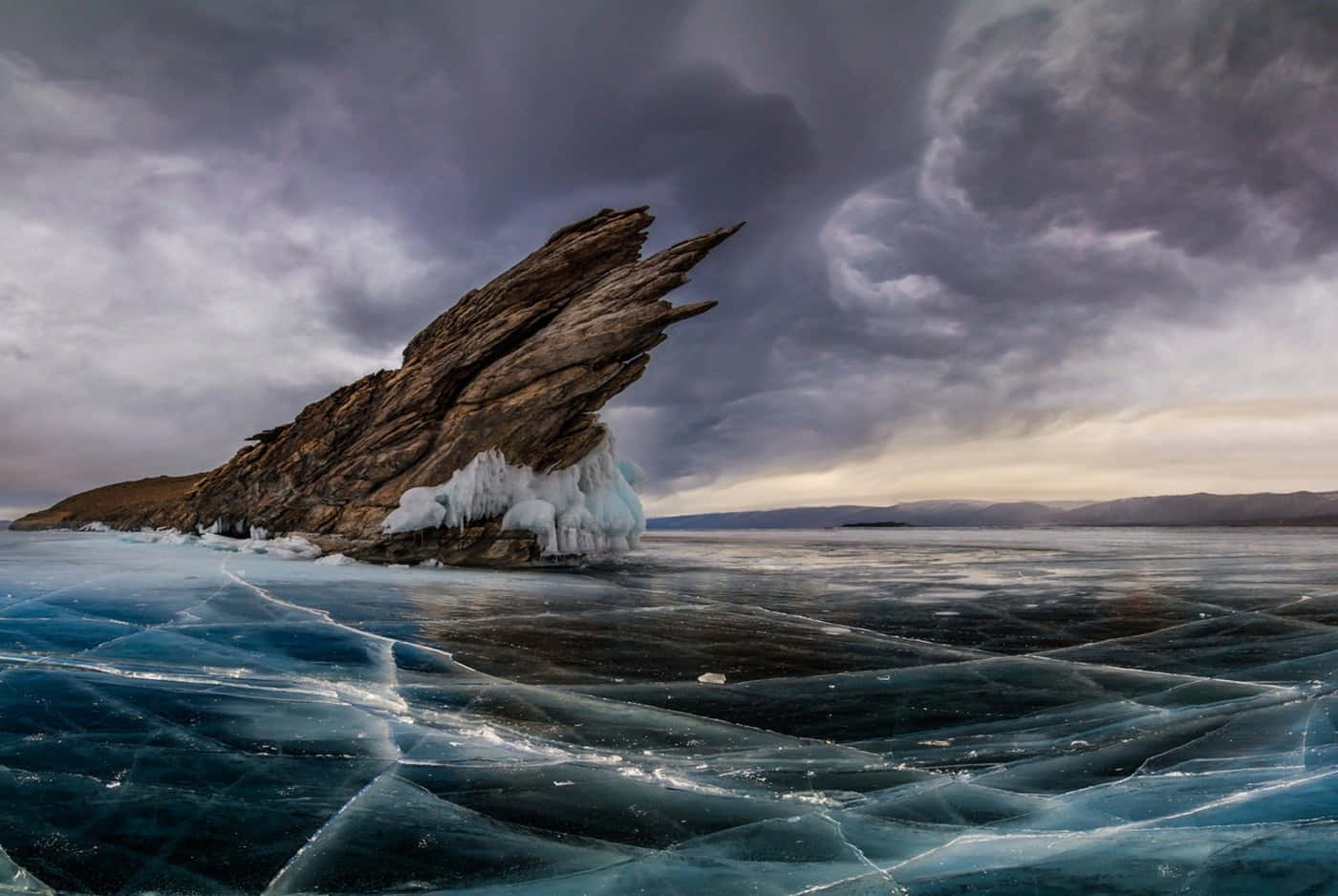 1400x938 Download Lake Baikal Stormy Weather Wallpaper