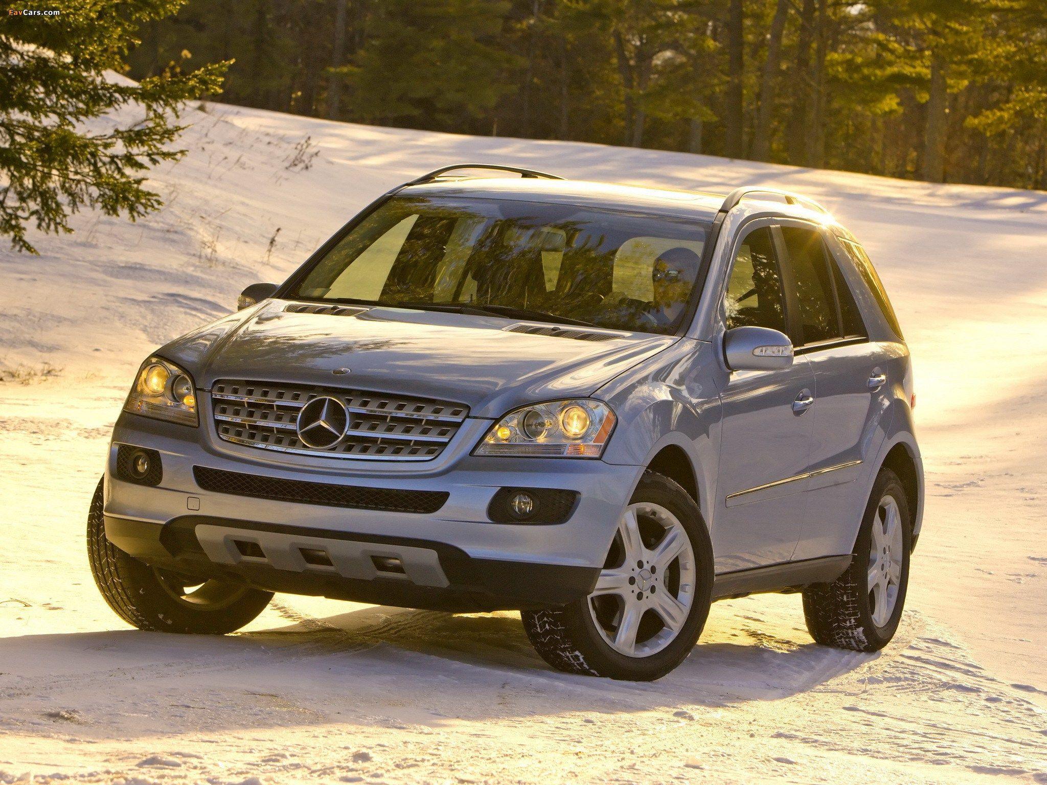 2048x1536 Mercedes Benz ML320 Wallpaper