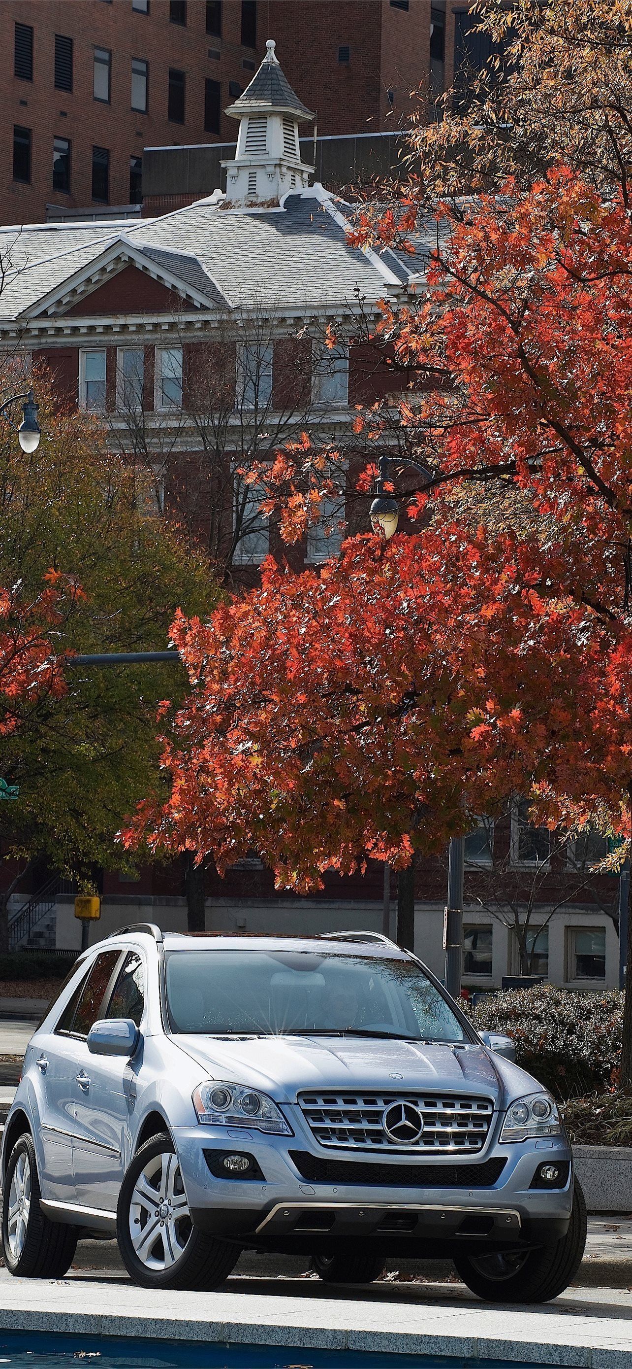 1284x2778 mercedes benz ml320 iPhone Wallpaper Free Download