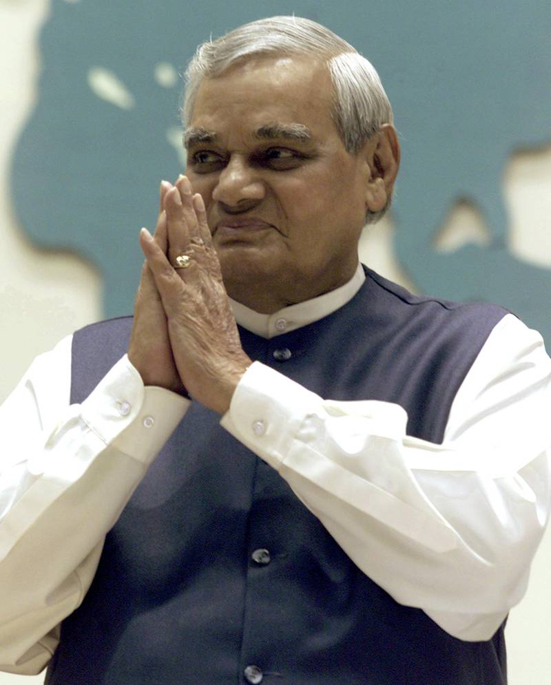800x995 Former Indian PM Atal Bihari Vajpayee dies at age 93