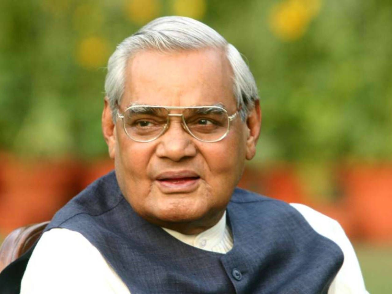 1280x960 Atal Bihari Vajpayee Quotes & Poems: Motivational and inspirations quotes by 10th Prime Minister of India