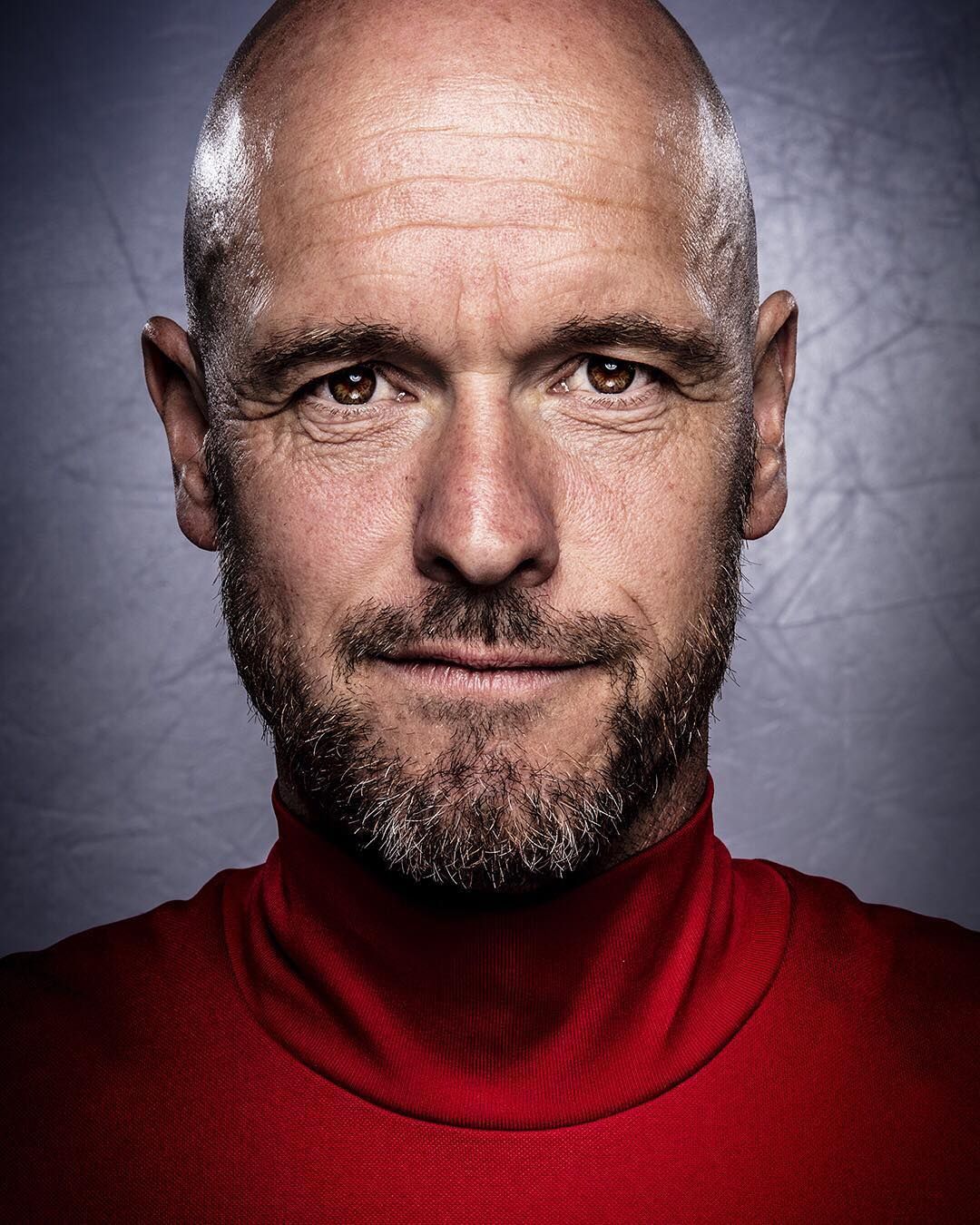 1080x1350 Ten Hag Wallpaper