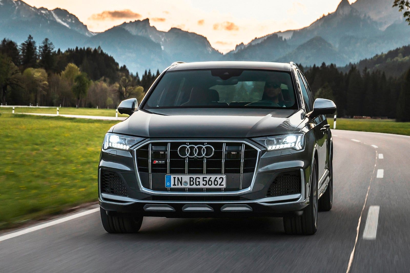 Audi SQ7 Wallpapers - Top Free Audi SQ7 Backgrounds - WallpaperAccess