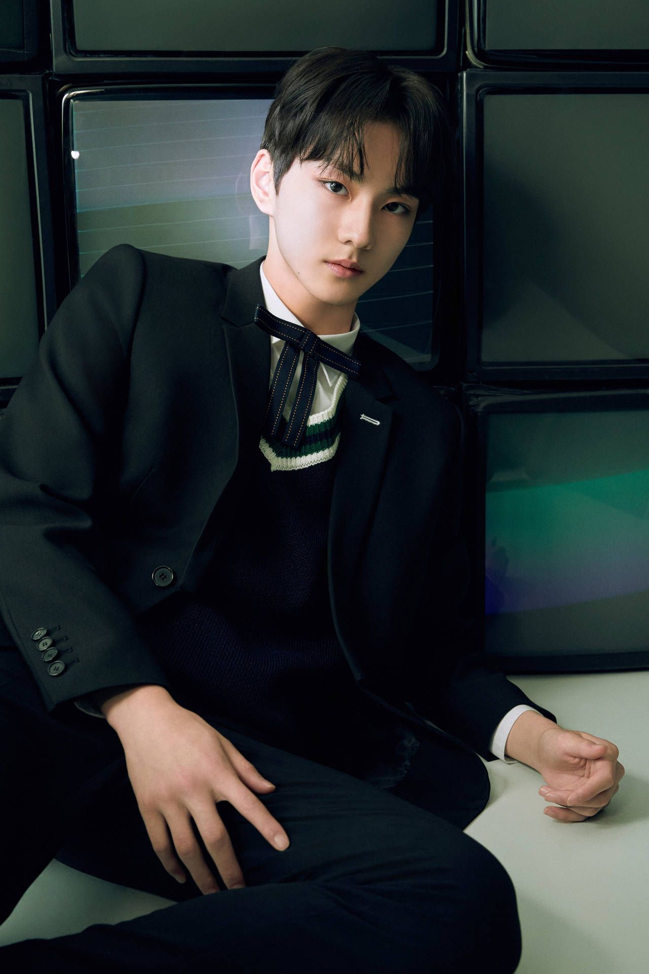 1280x1920 Download Enhypen Leader Jungwon Wallpaper