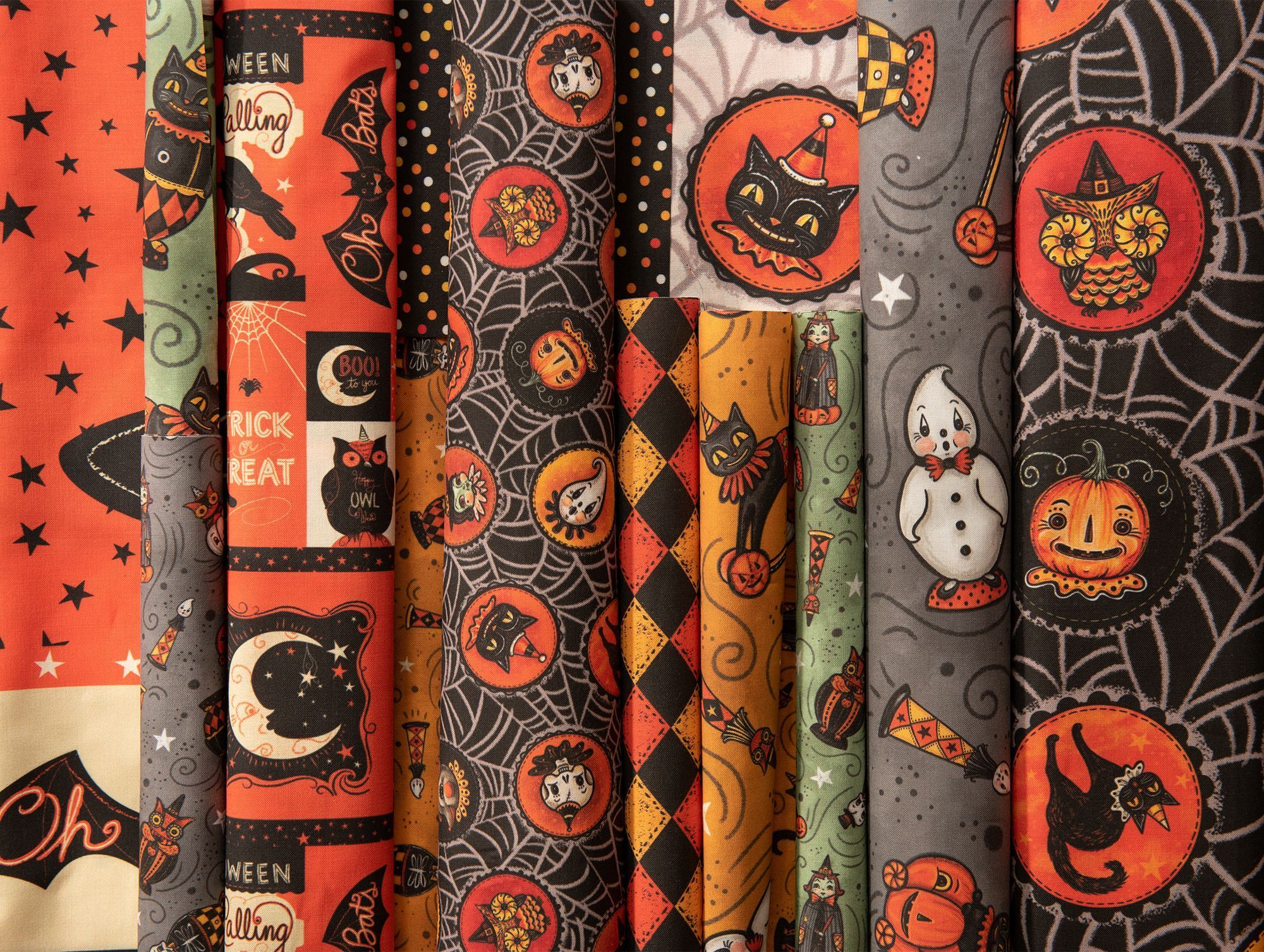 2000x1506 Fabric & Wallpaper