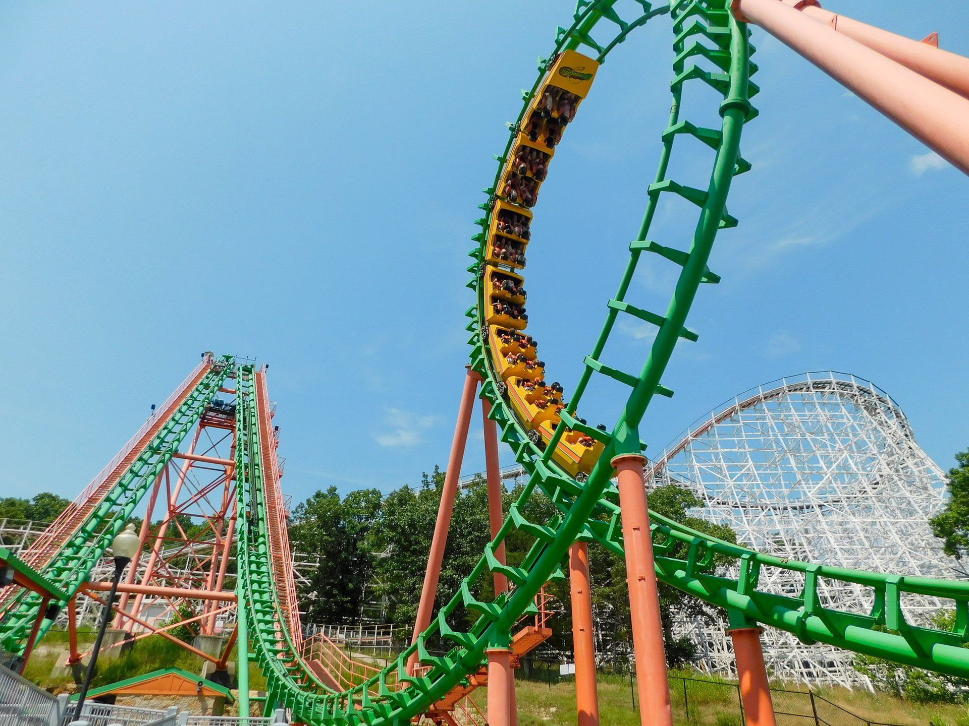 1920x1440 Thrill Rides at Six Flags St. Louis