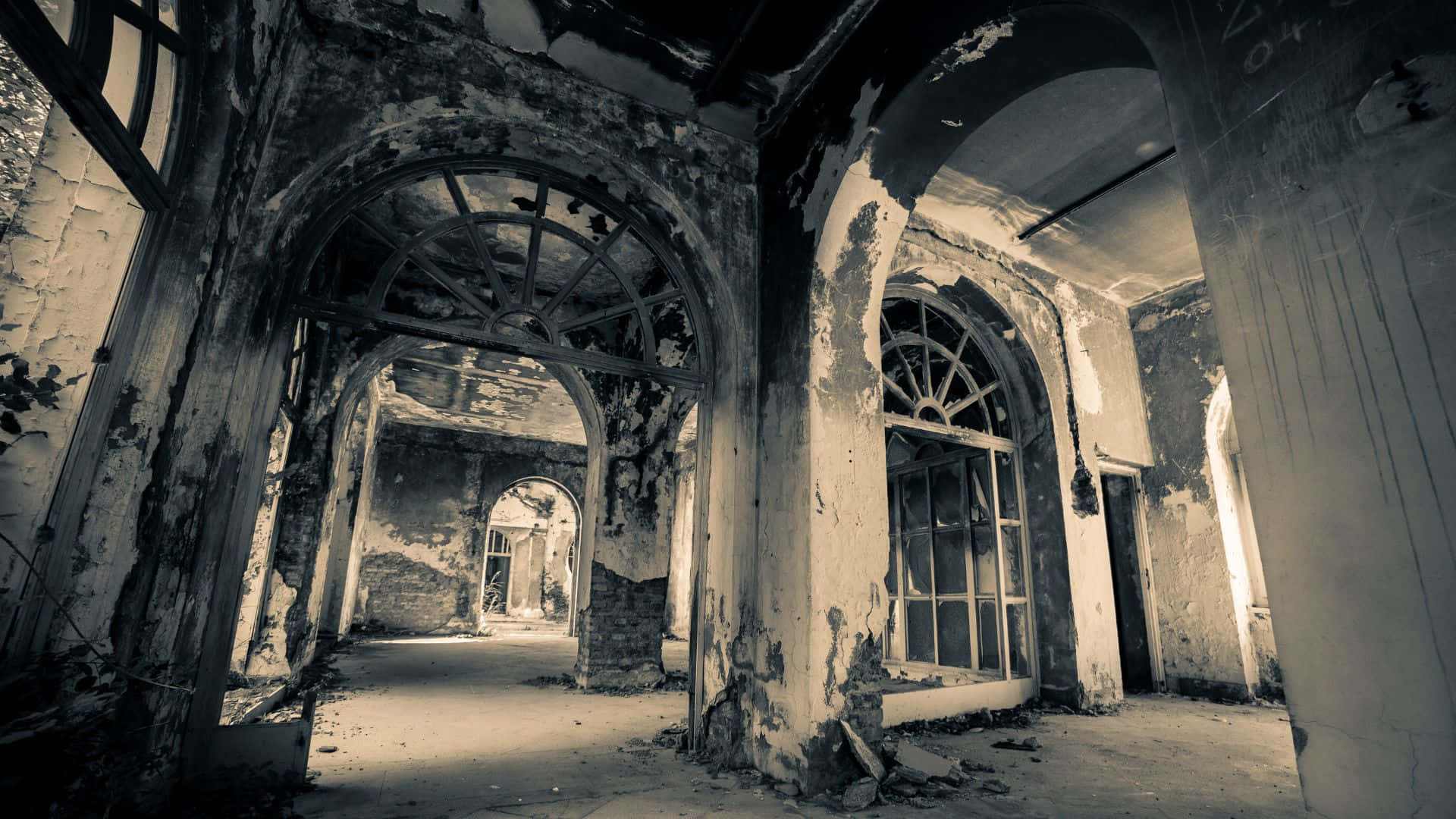 1920x1080 Download If You Dare, Step Inside These Haunted Hotels Wallpaper