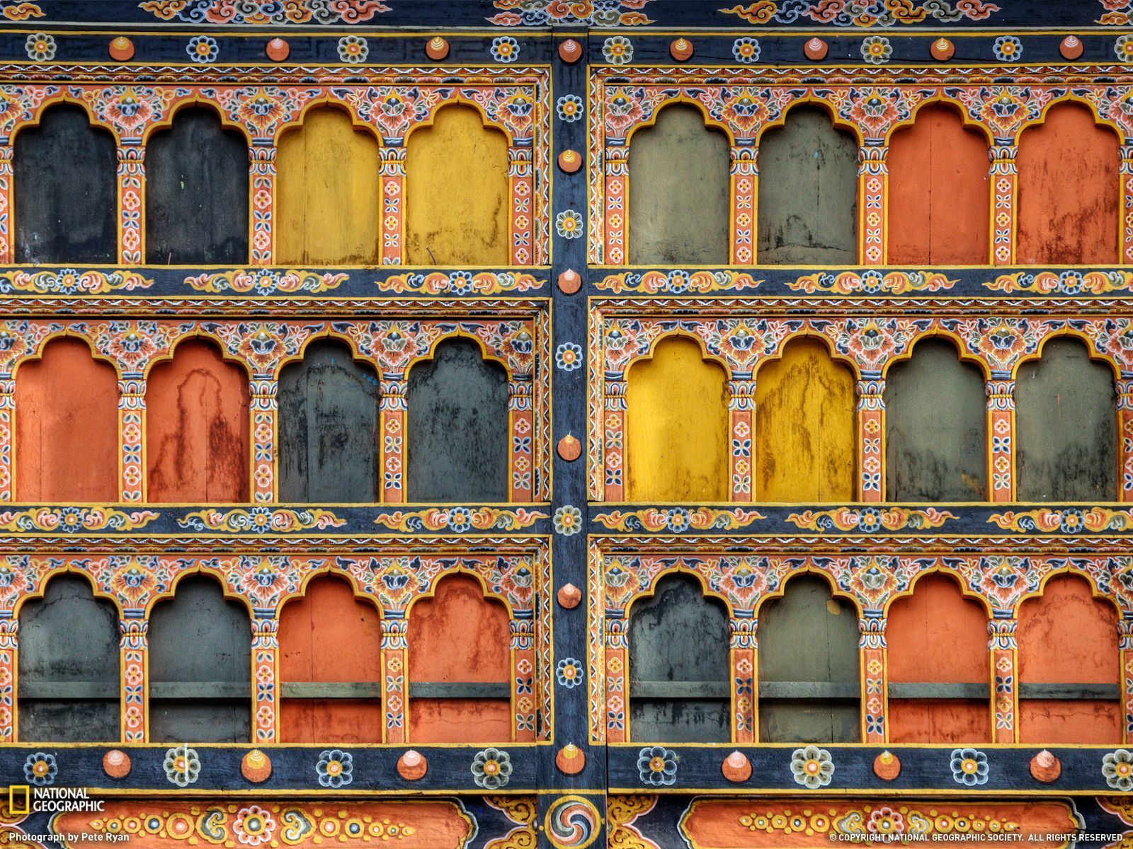 1600x1200 What's unique about Bhutan?