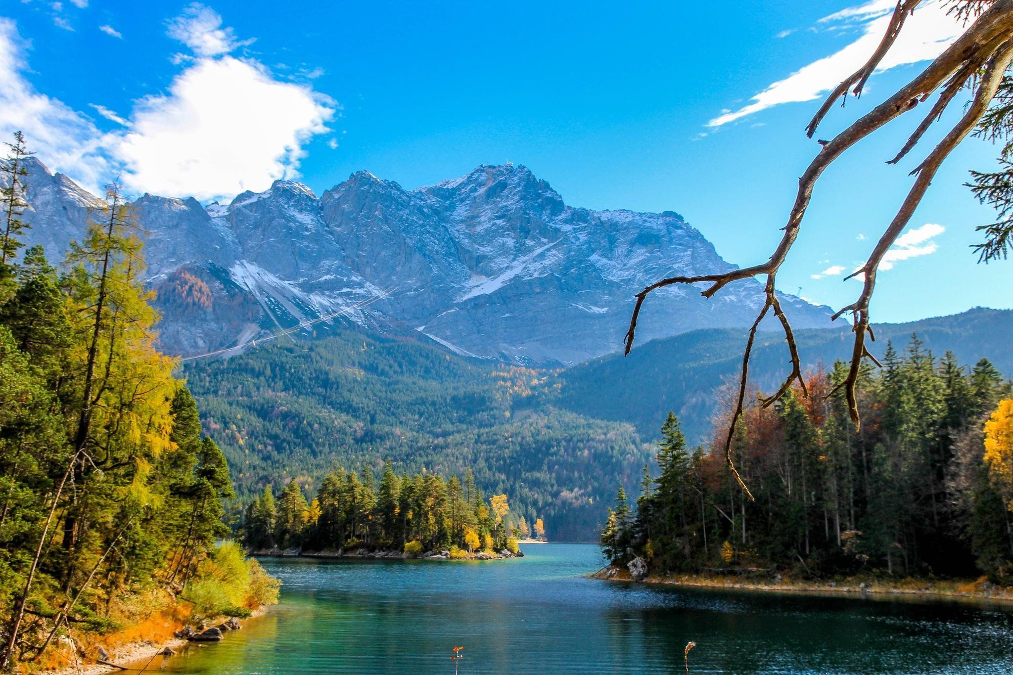 2048x1365 Zugspitze Wallpaper
