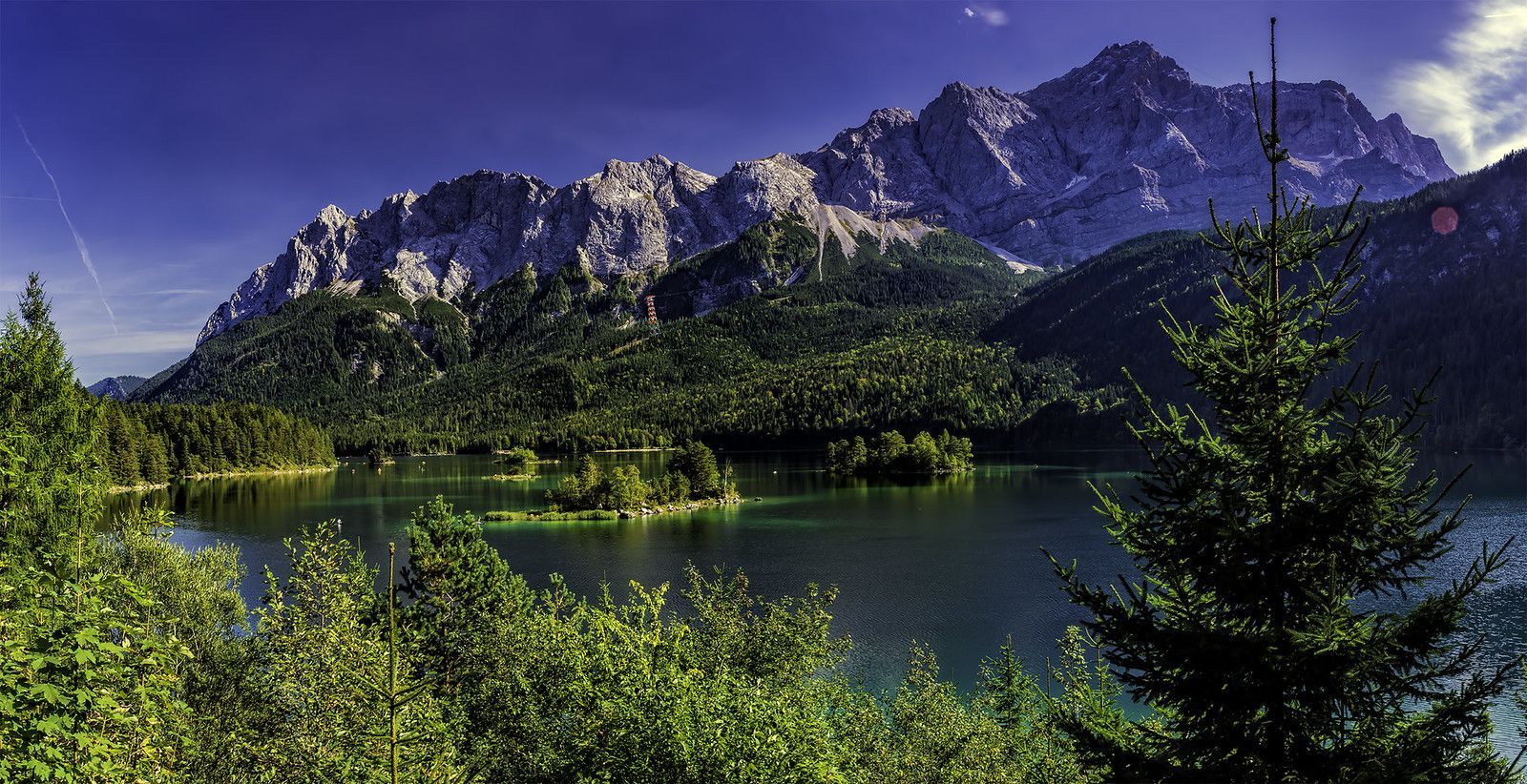 1600x822 Eibsee In Front Of Zugspitze Massive In Explore 07 06 202
