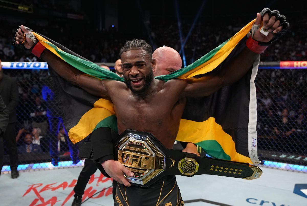 1200x807 UFC 273: Aljamain Sterling retains bantamweight title with split decision win over Petr Yan