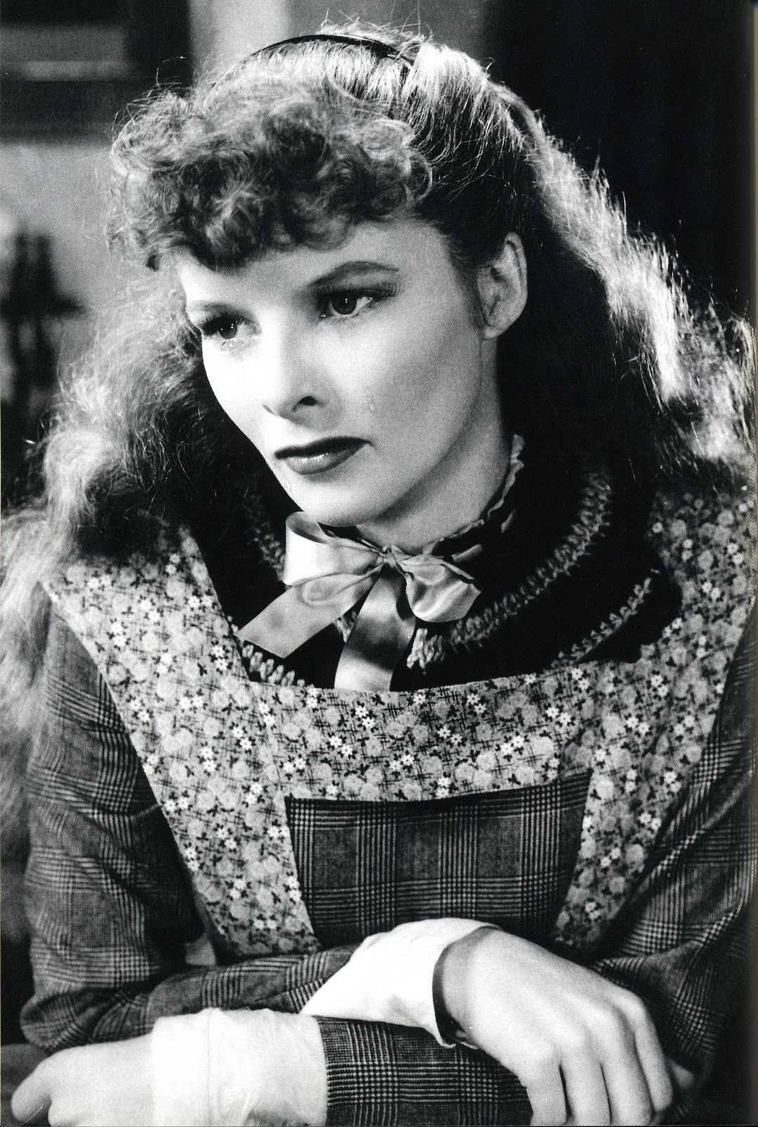 1077x1600 Katharine Hepburn in Little Women, 1933