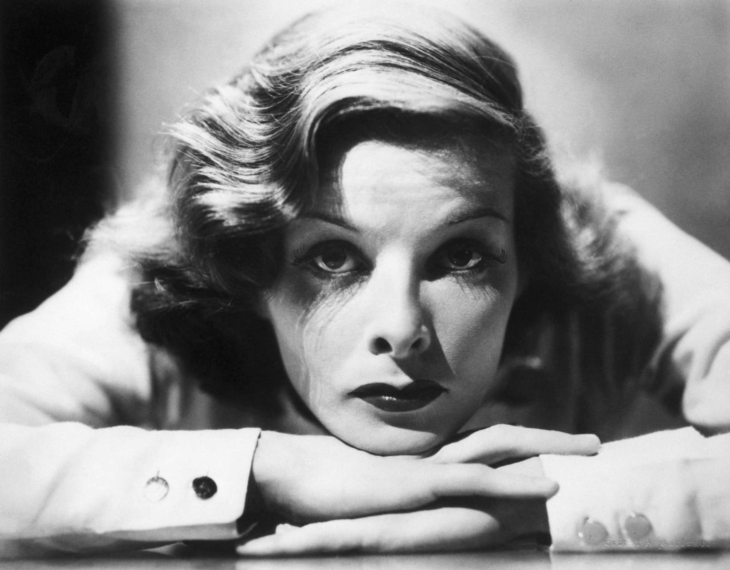 2560x2001 Spirited Facts About Katharine Hepburn, Hollywood Trailblazer
