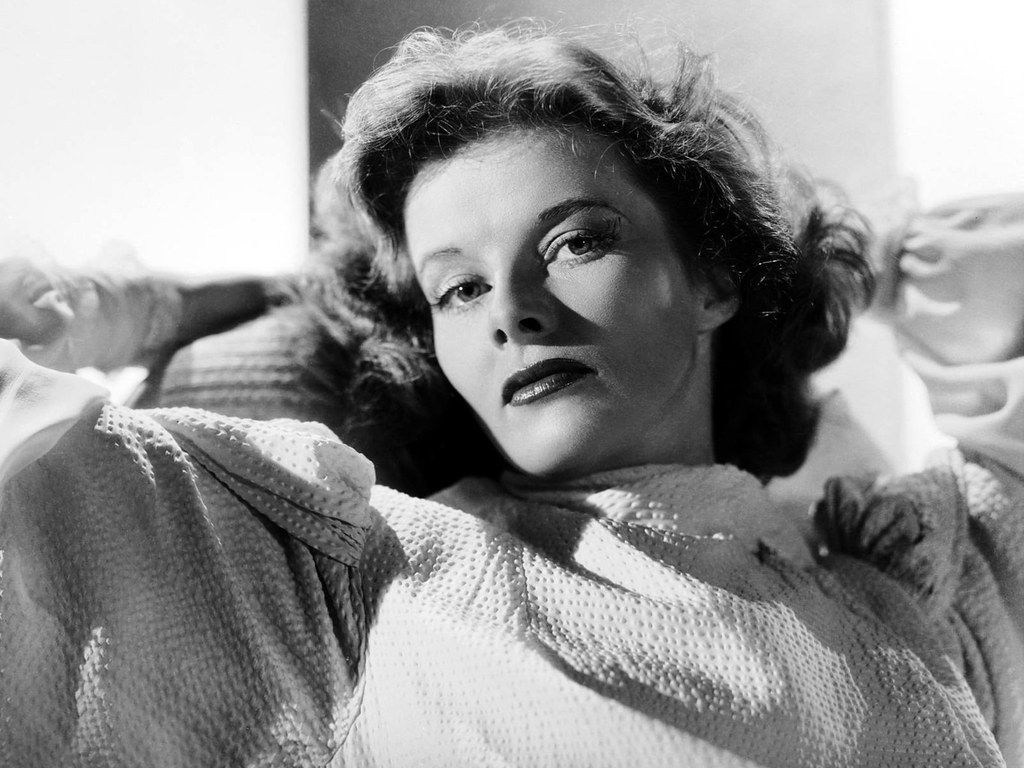 1024x768 Katharine Hepburn, 1930s