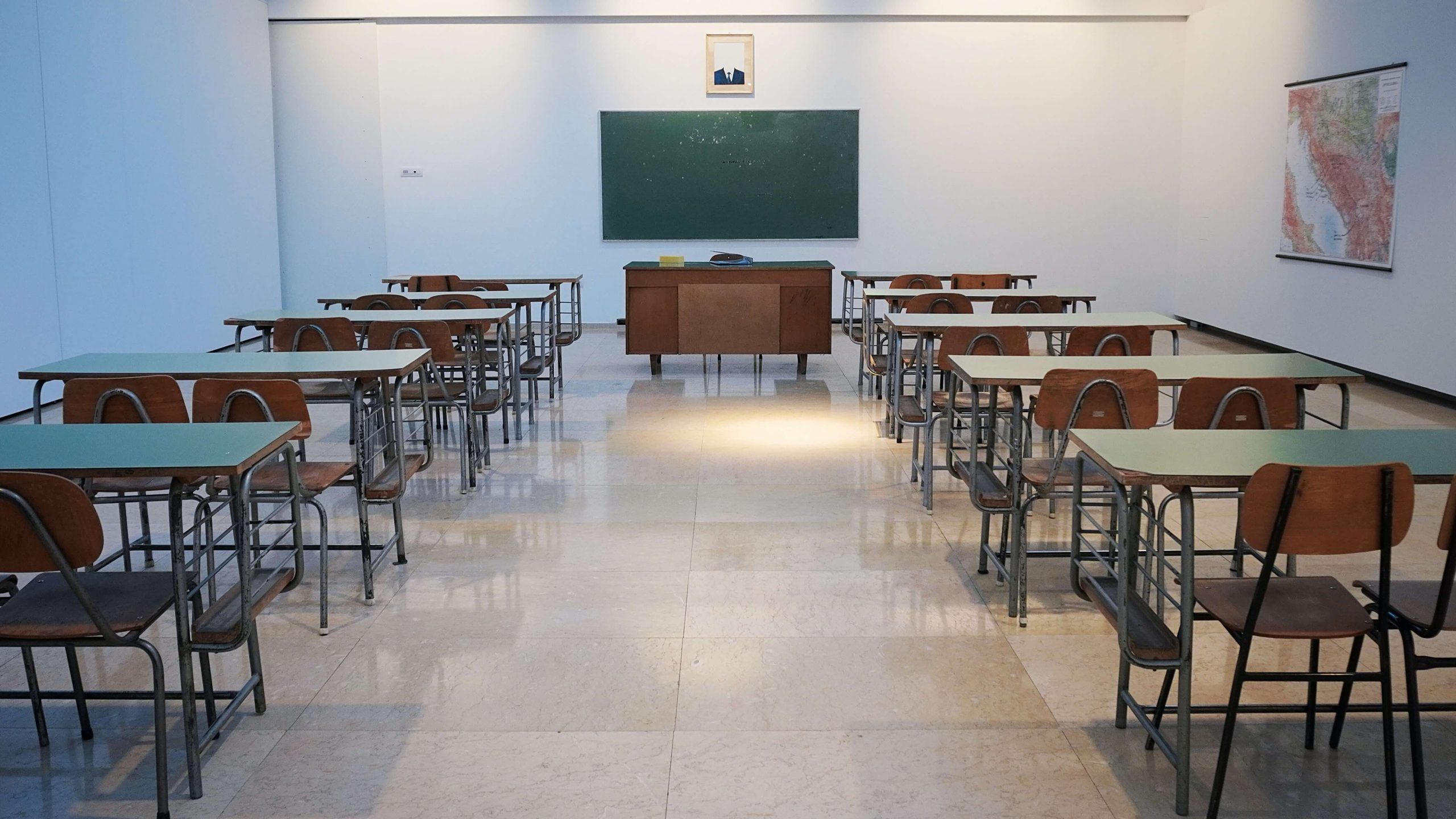 2560x1440 Why Do Adults Go Back to School?. University of Bridgeport