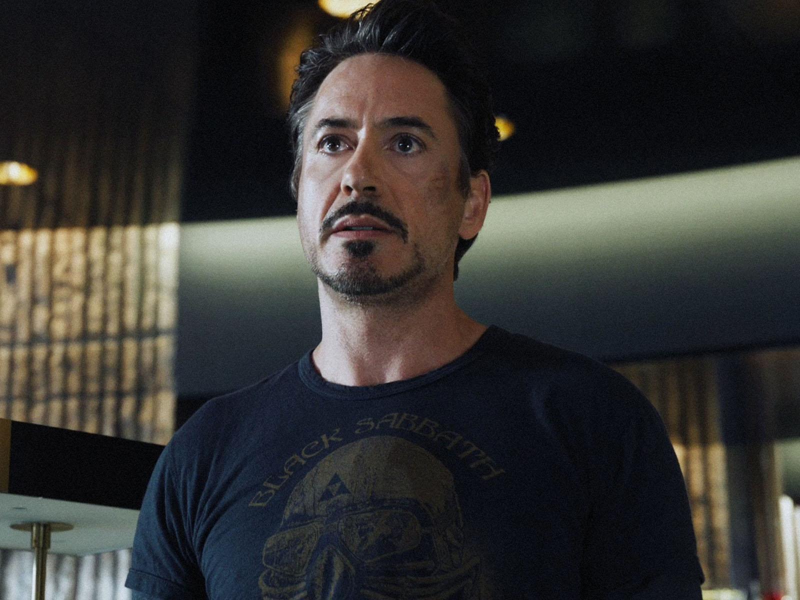 1600x1200 Tony Stark Wallpaper