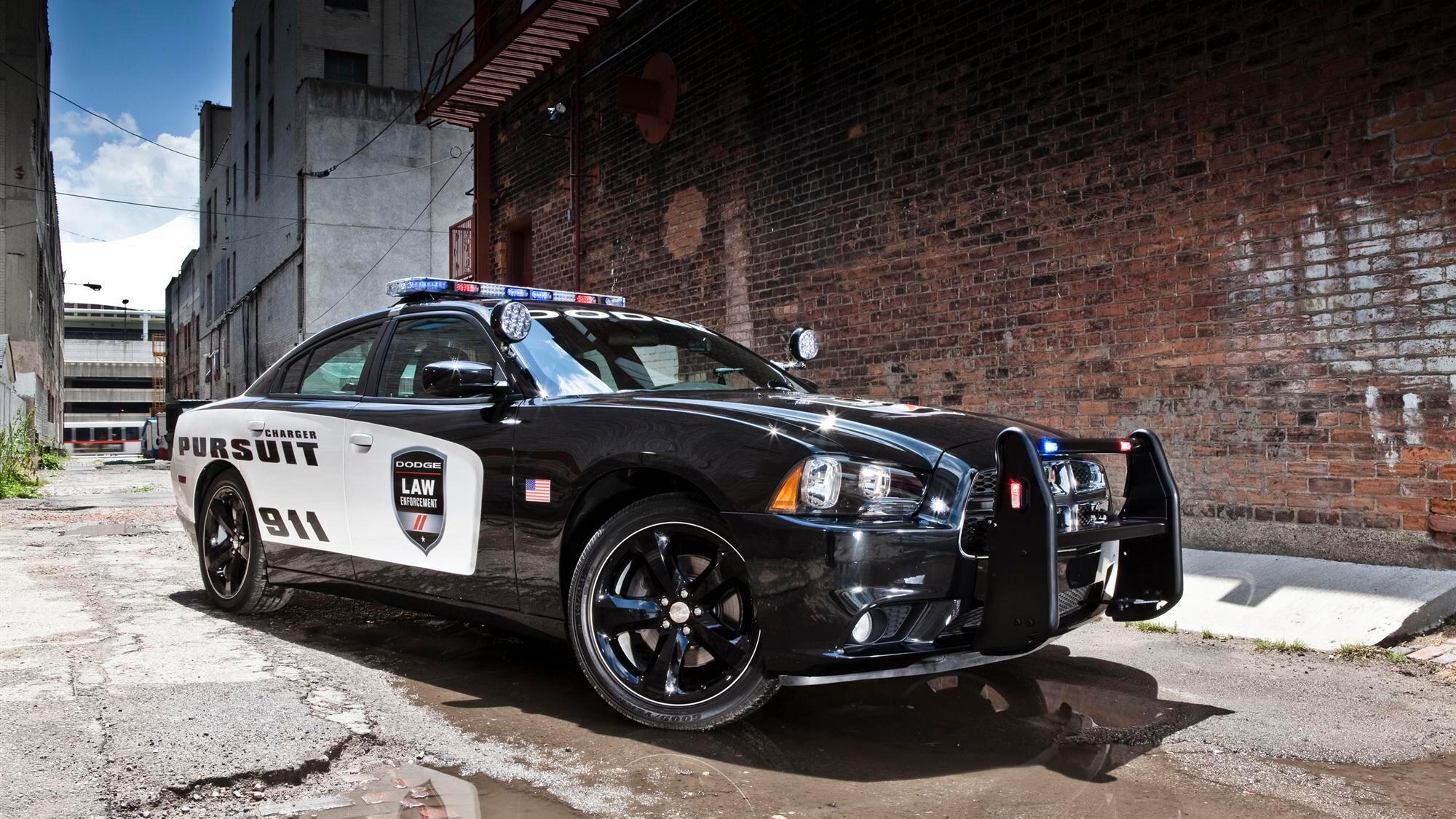 2000x1125 Dodge Charger Pursuit Police Car Gets Mopar Accessories