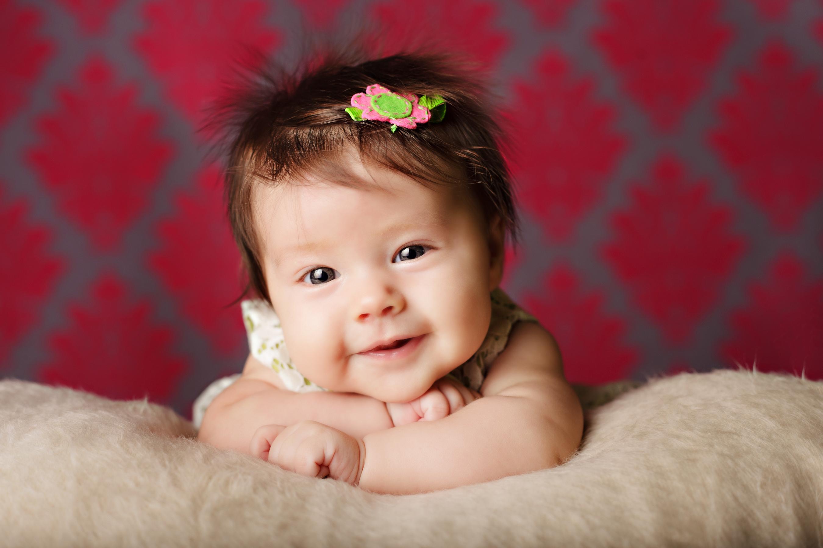 Cute Baby Girl Wallpaper - Download to your mobile from PHONEKY