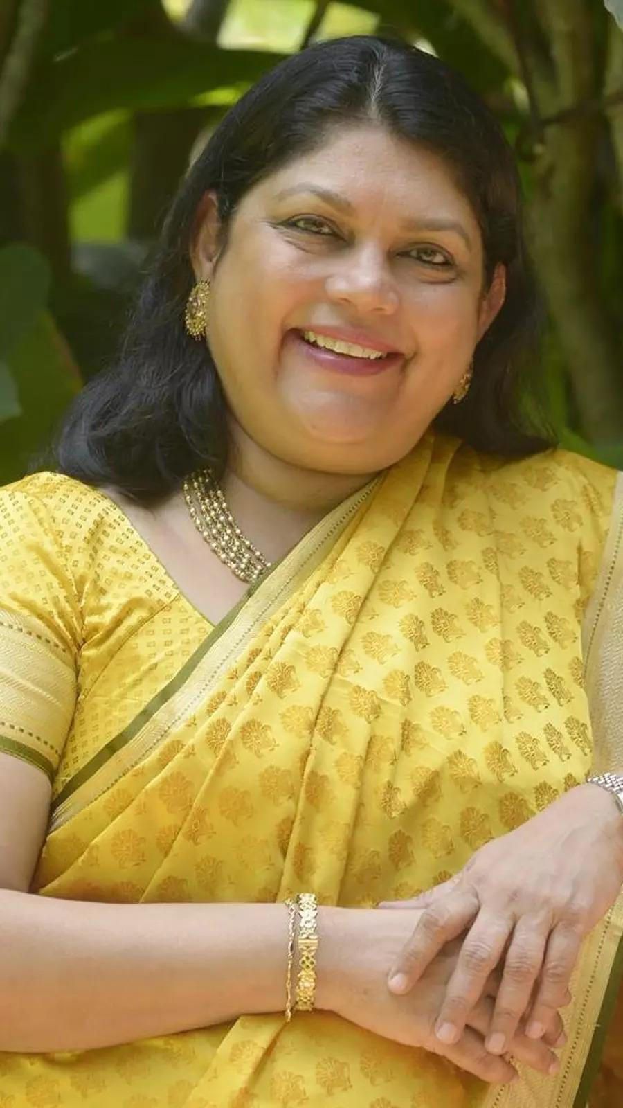 900x1600 Falguni Nayar: India's Richest Self Made Woman Falguni Nayar
