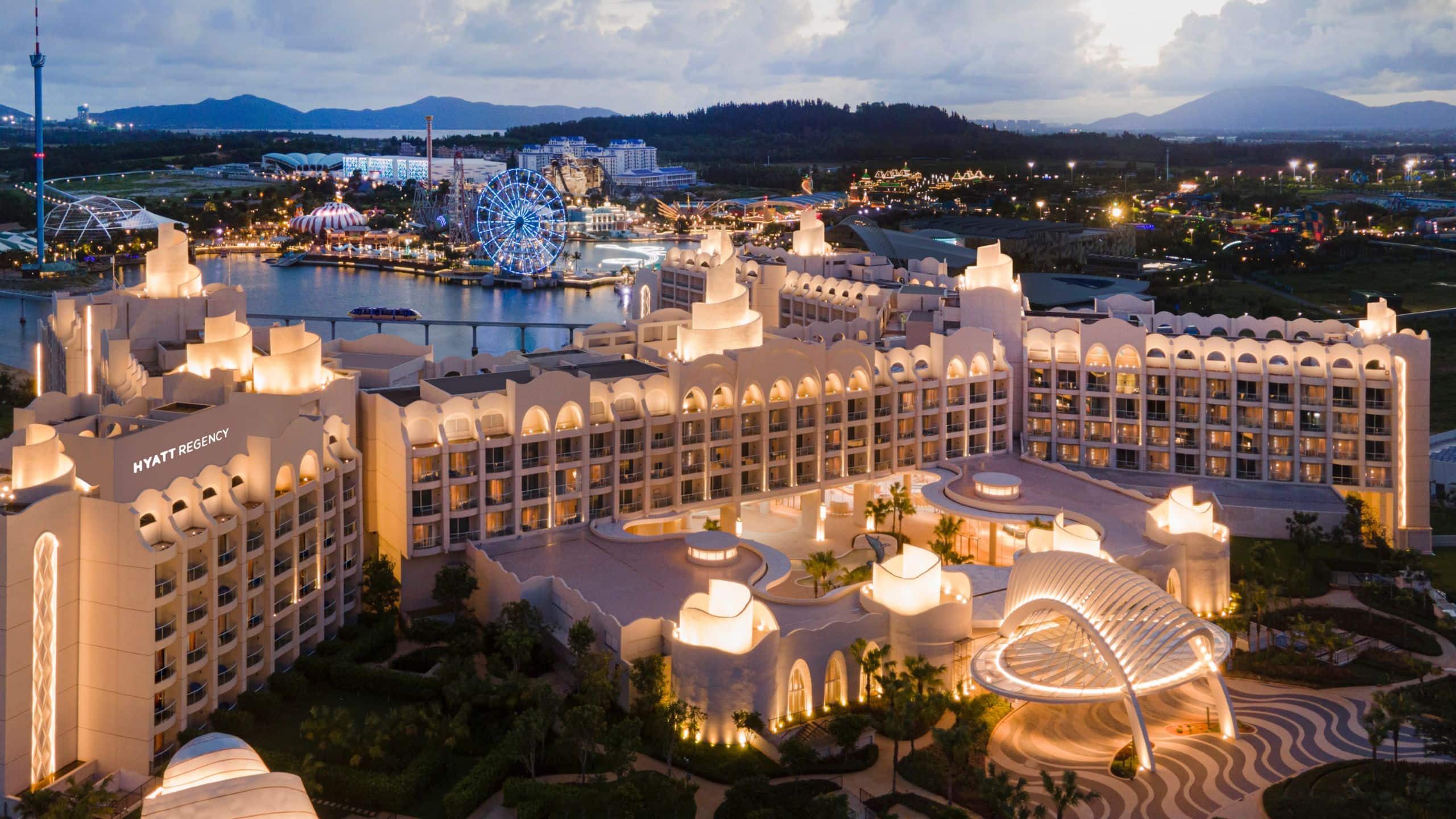 2560x1440 Hainan R&F Ocean Paradise Resort. Hyatt Regency Hainan Ocean Paradise Resort