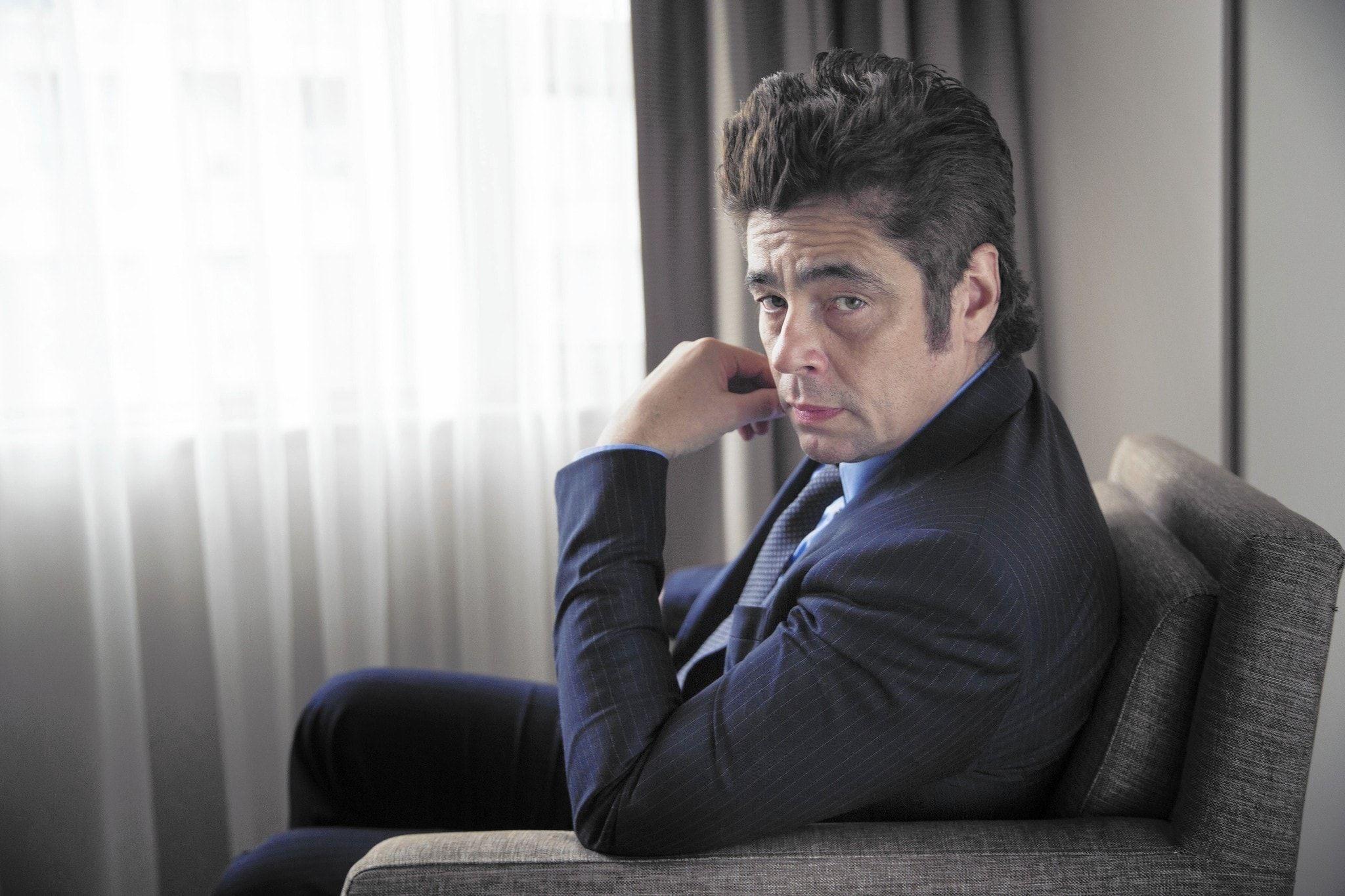 2048x1365 Benicio Del Toro Wallpaper