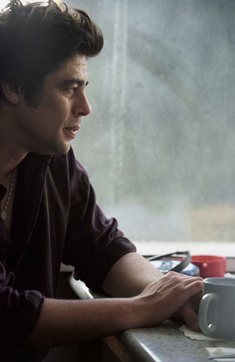 781x1200 Benicio Del Toro wallpaper