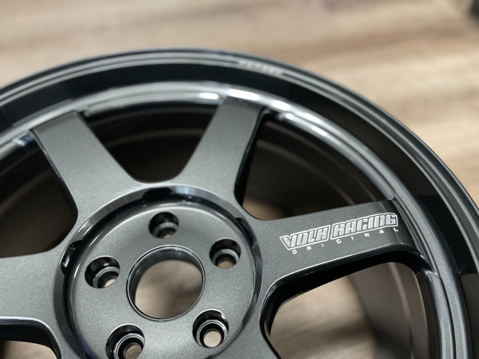1600x1200 Volk TE37 Ultra M Spec 19x9.5 +34 5x114.3 Diamond Black (Set Of 4) WVDU434EBM