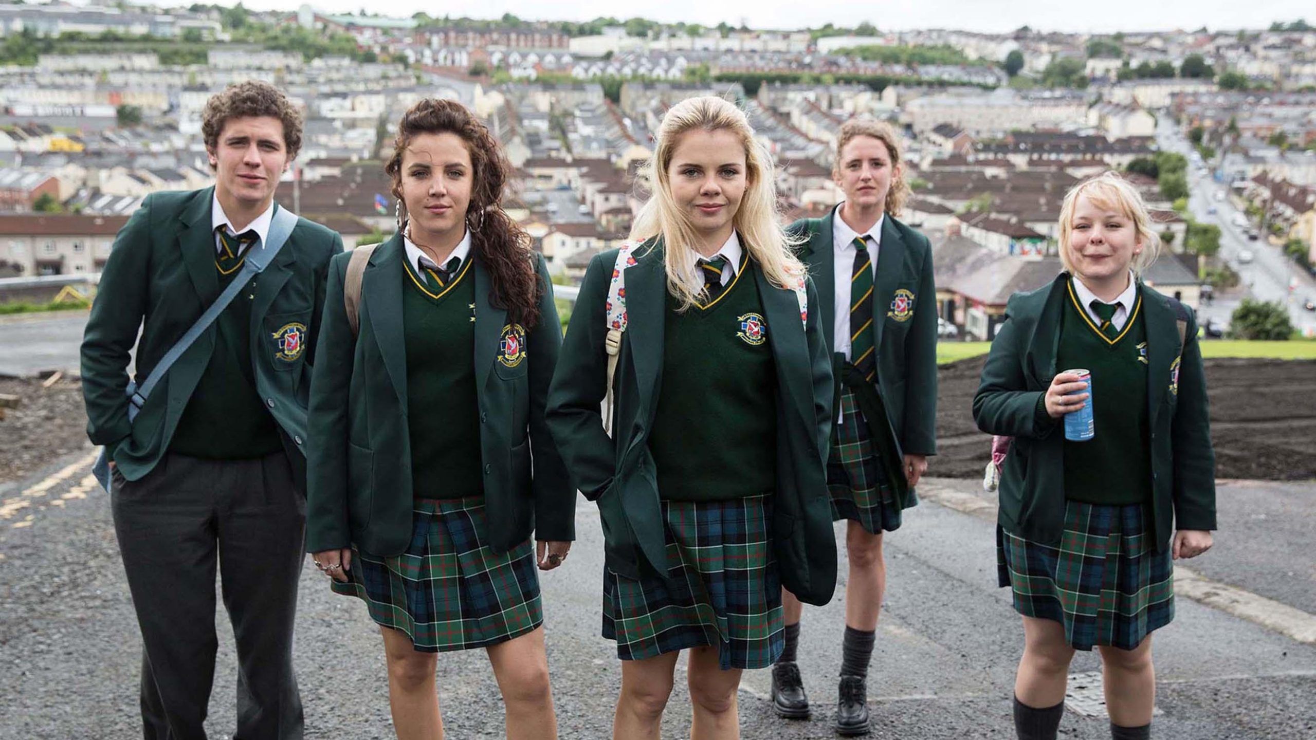 2560x1440 Why Derry Girls Is A Perfect High School Show • The Daily Fandom