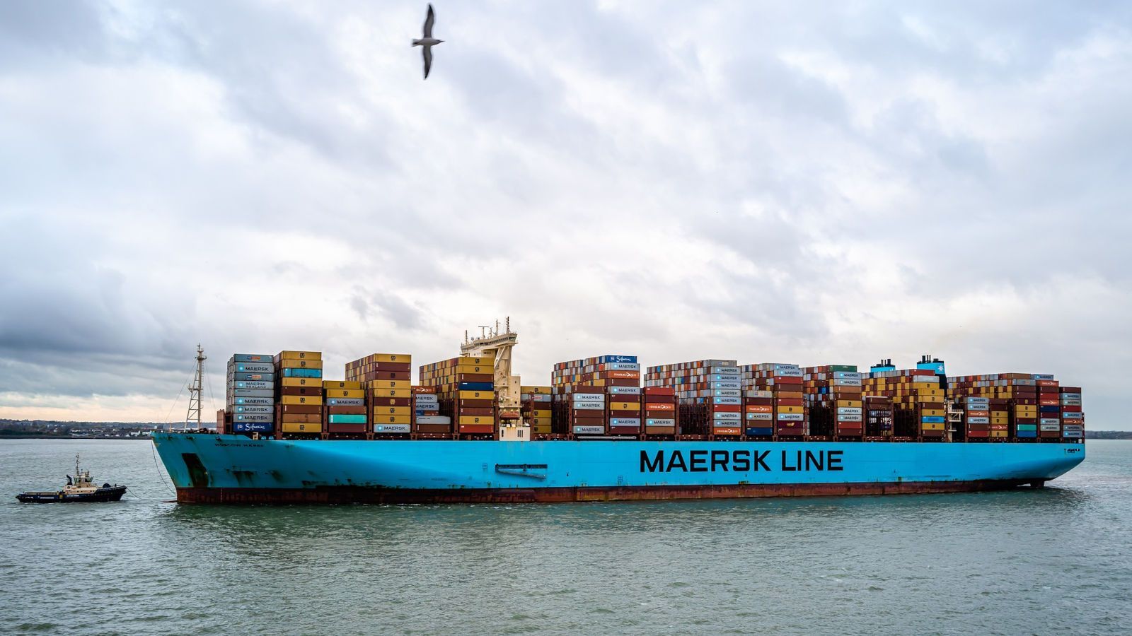 1600x900 Phishing impersonates shipping giant Maersk to push STRRAT malware