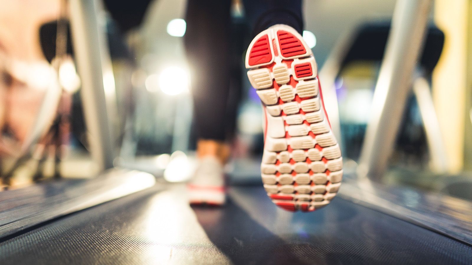 1600x900 How to choose the best running shoes