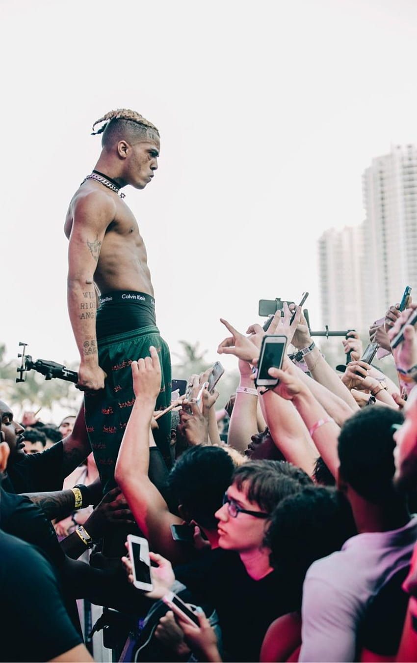 850x1349 XXXTentacion Performs 'Look at Me' and More at 2017 Rolling Loud HD phone wallpaper