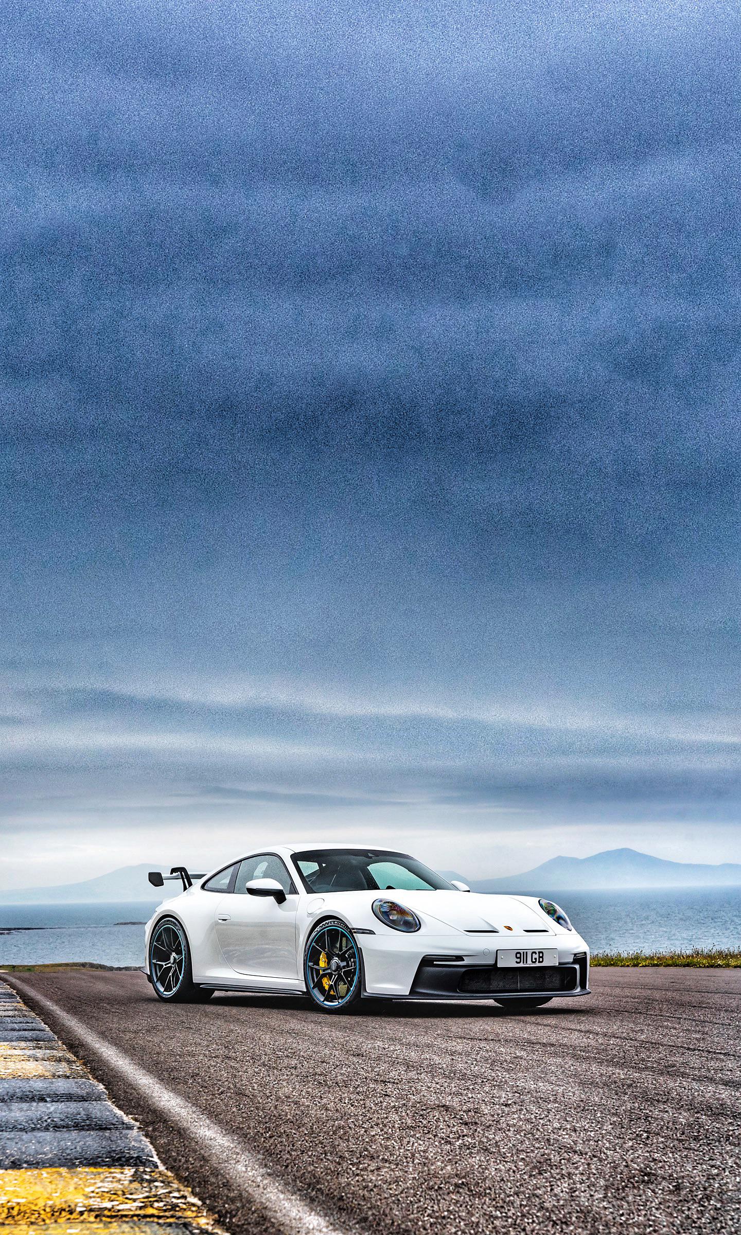 1440x2400 Porsche 992 GT3
