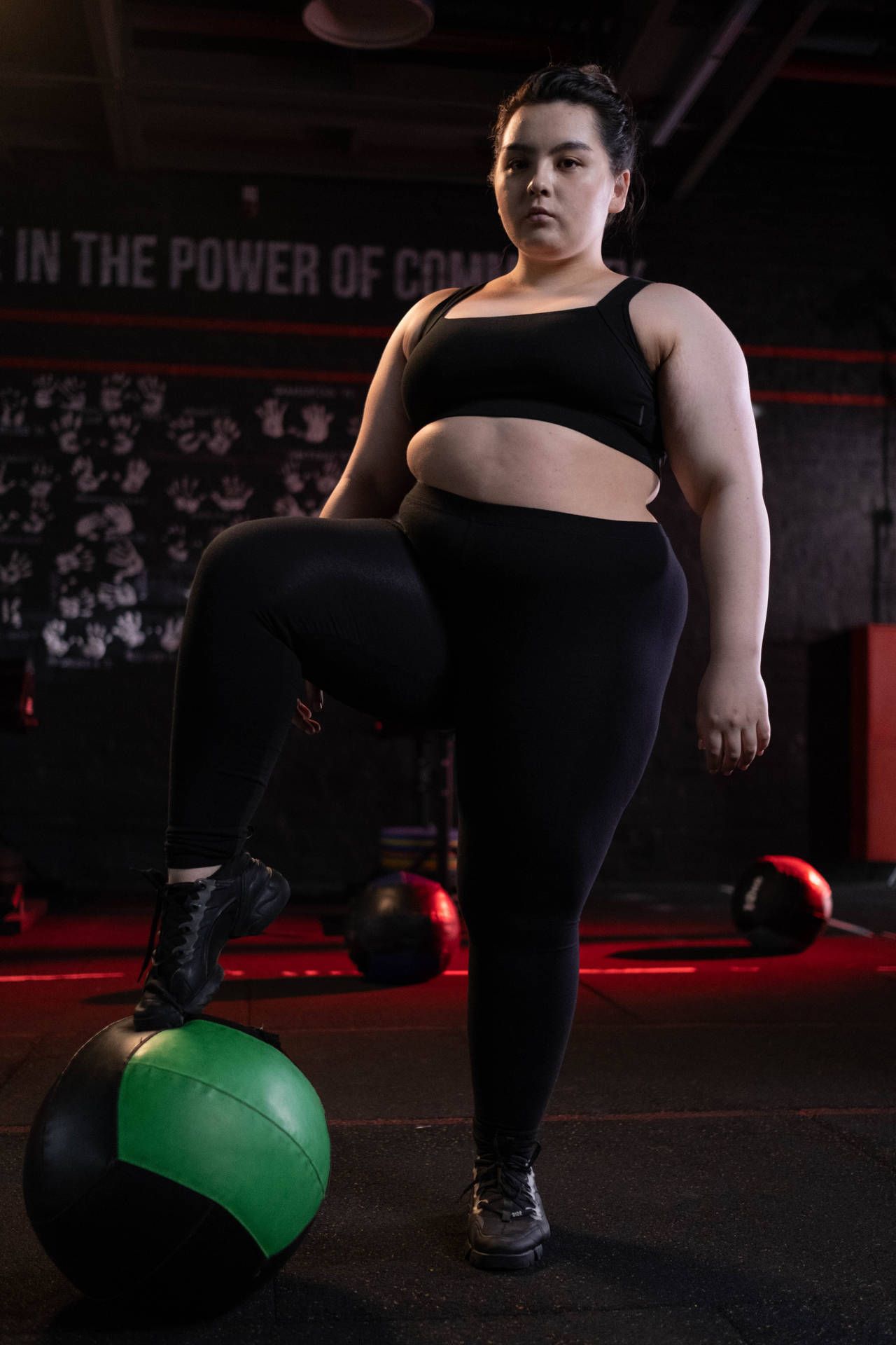 1280x1920 Download Fat Girl In A Black Gym Attire Wallpaper