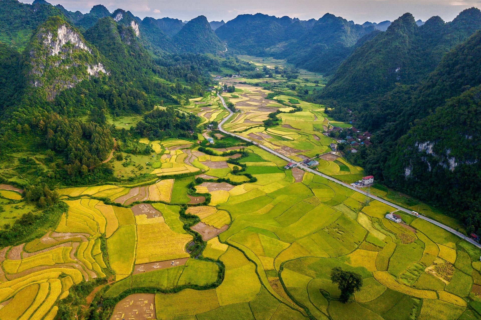 1920x1280 Beautiful Landscape Wallpaper