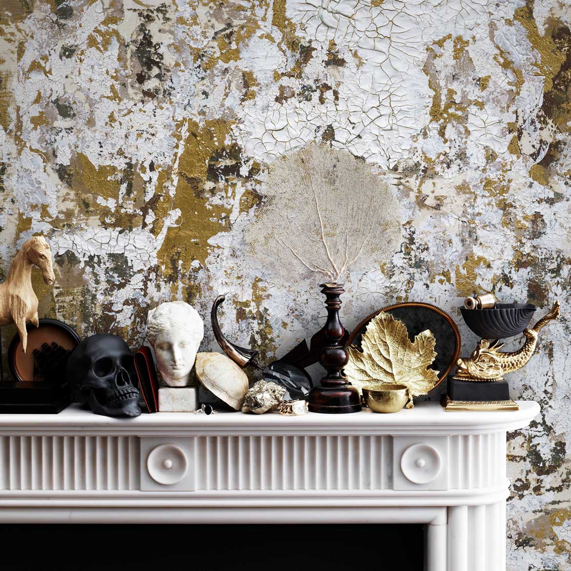 1170x1170 Gold wallpaper Glam Wallpaper Ideas For The Luxury Look™