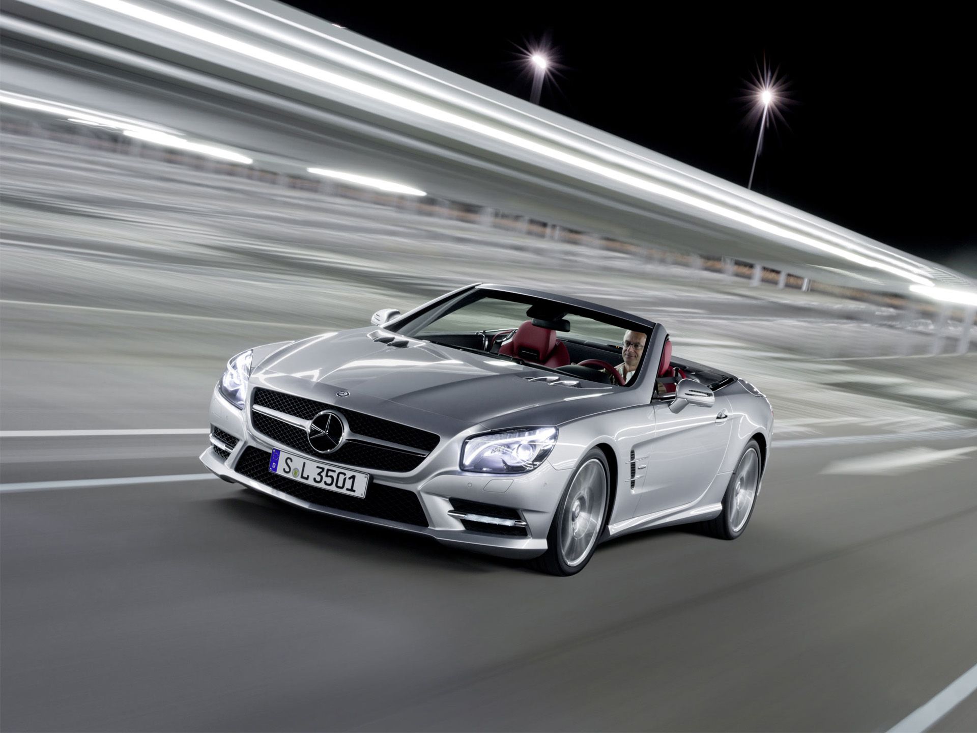 1920x1440 Mercedes Benz SL 500 Wallpaper