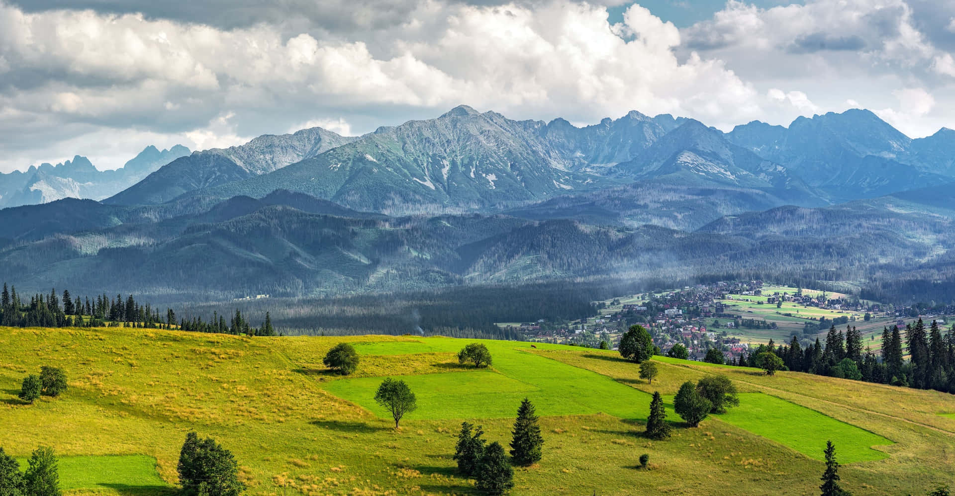 1920x998 Poland Picture