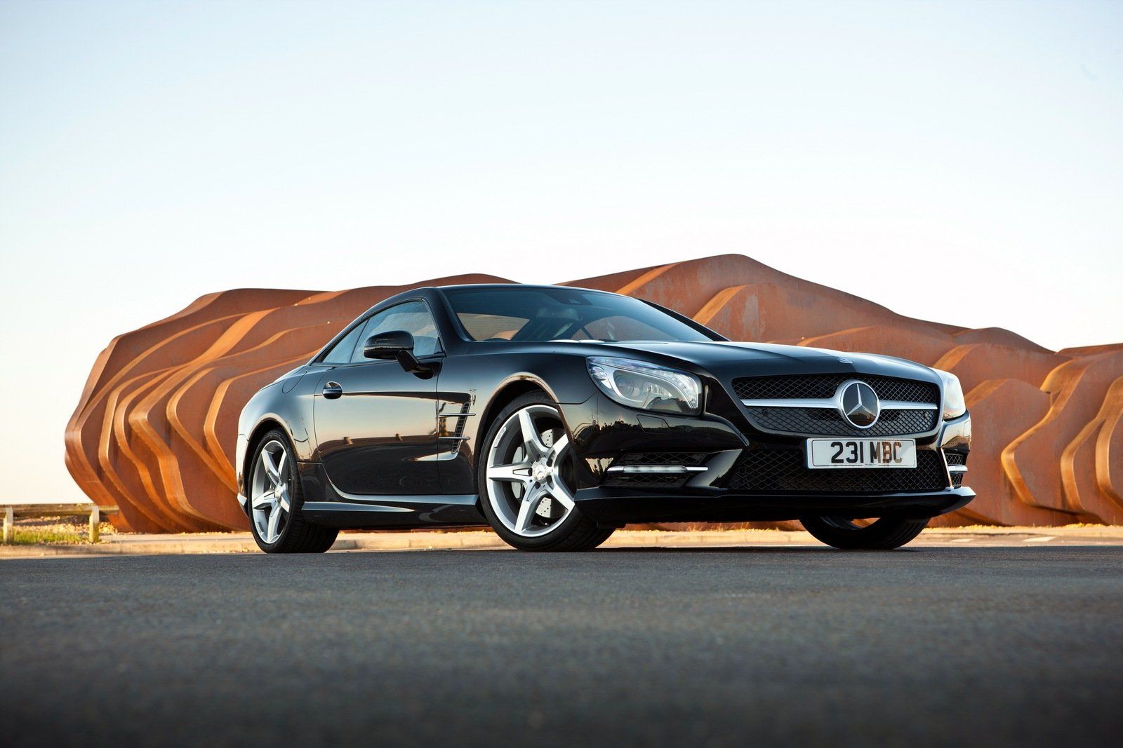1600x1067 Mercedes Benz SL 500 Wallpaper