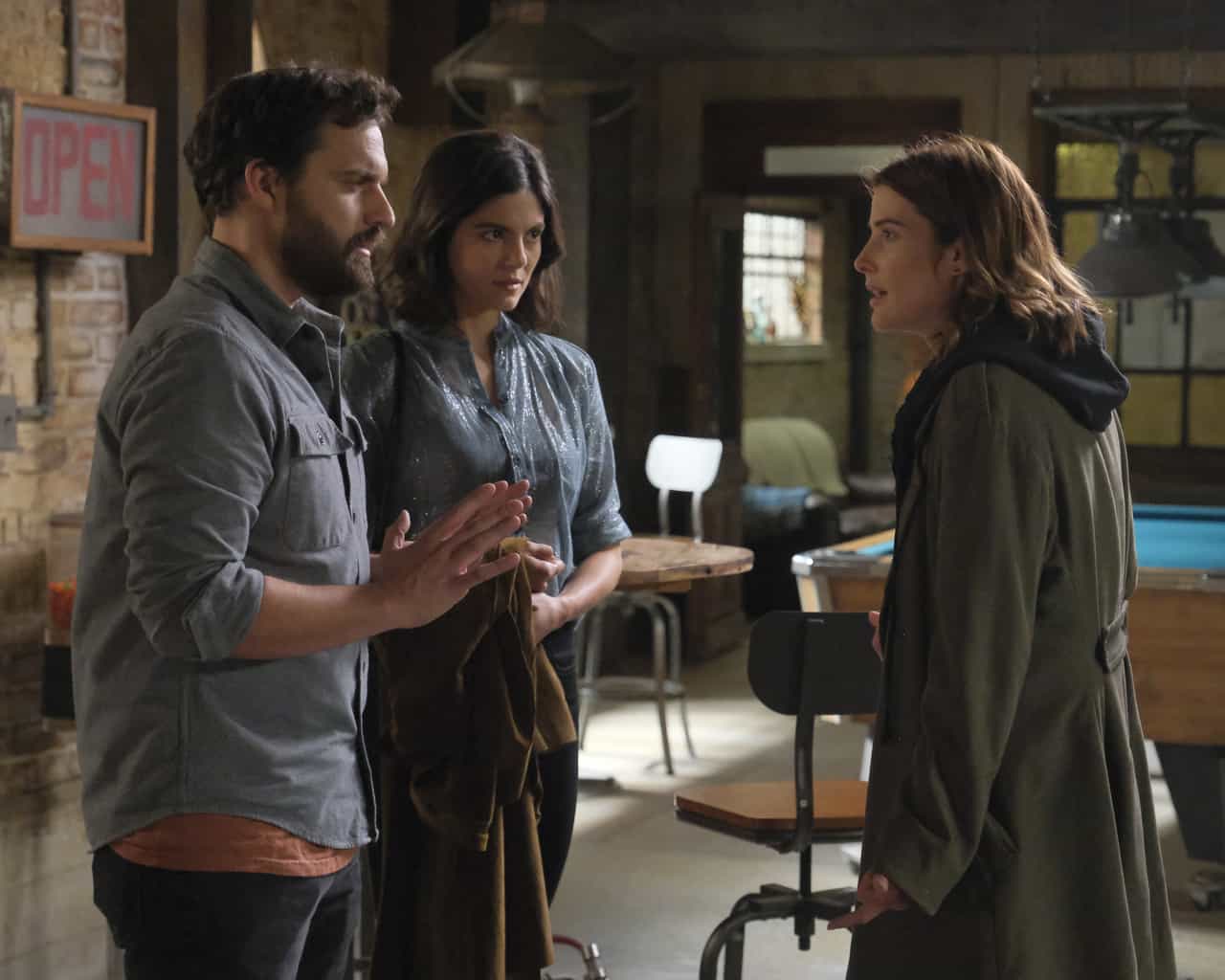 1280x1024 JAKE JOHNSON, MONICA BARBARO, COBIE SMULDERS. Tell Tale TV
