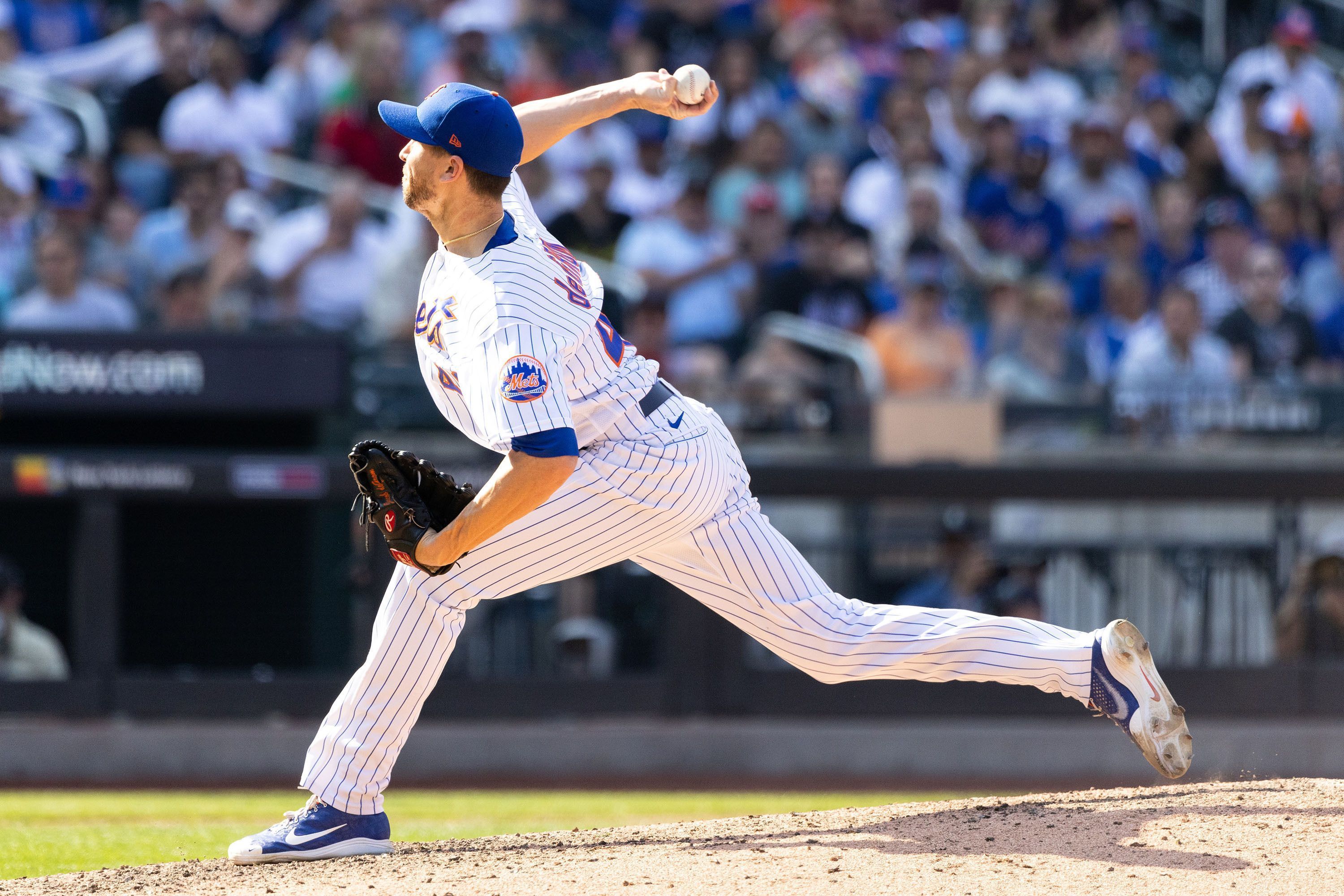 3000x2001 Jacob deGrom's record day sets up Mets to clinch playoff spot in Max Scherzer's return