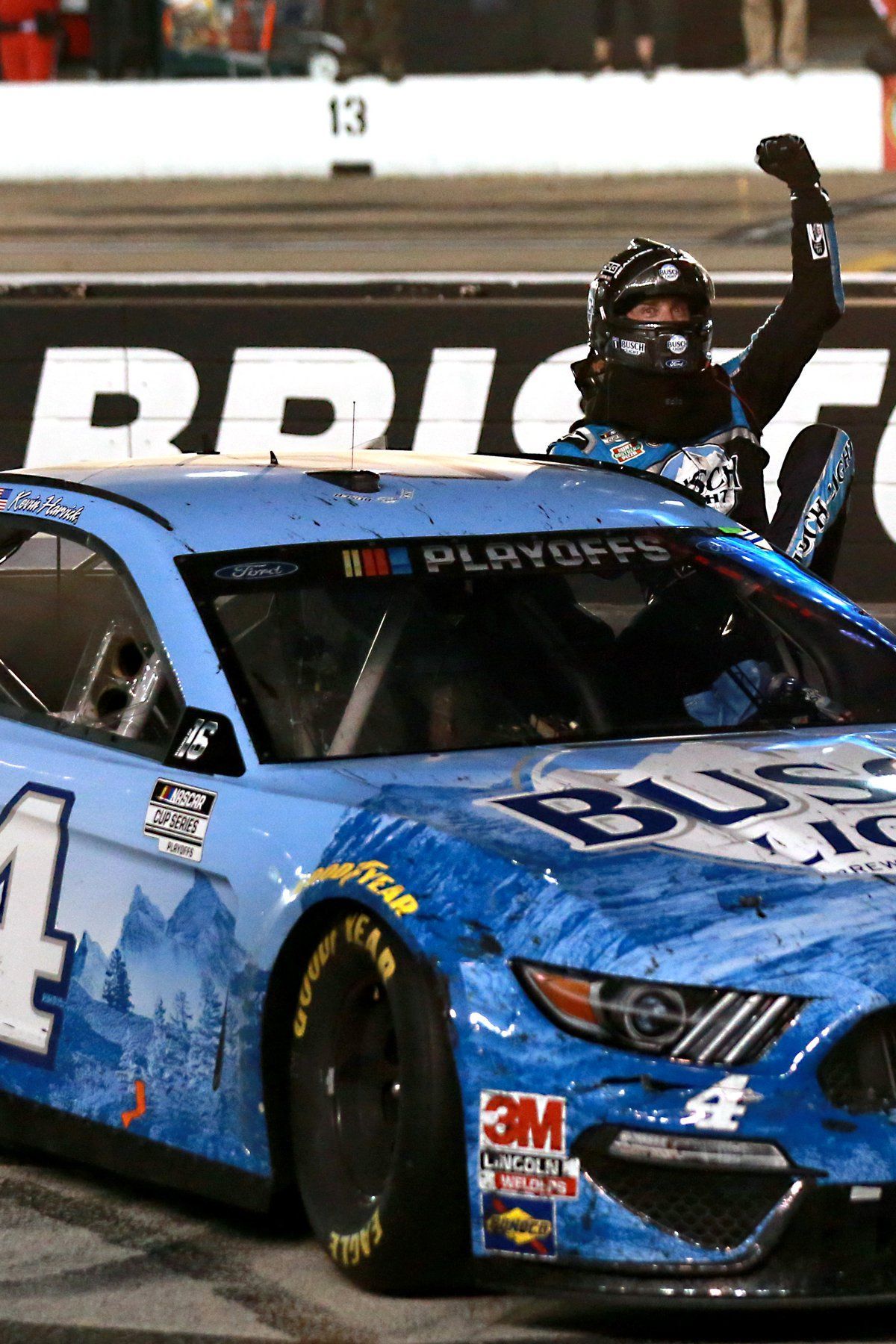 1200x1800 Kevin Harvick nabs 9th win of season to roll into 2nd round