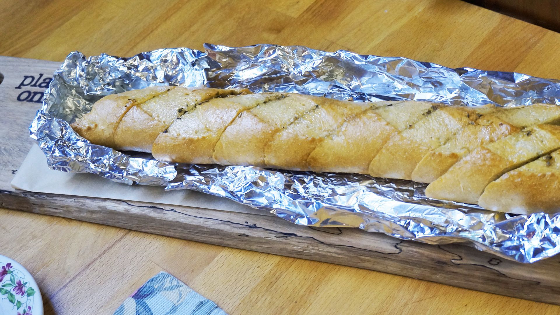 1920x1080 Grandma's Garlic Bread Vegetarian and Delicious!